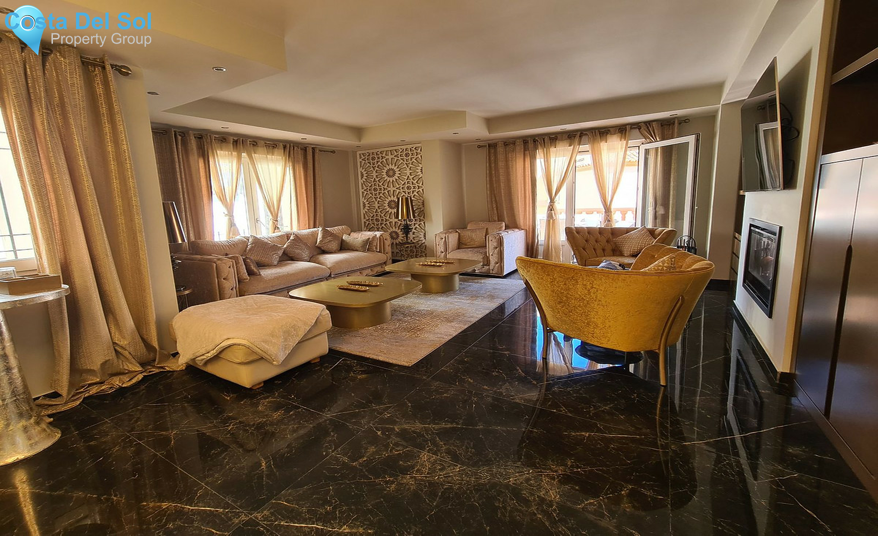 Semi-Detached House in Estepona-1260173