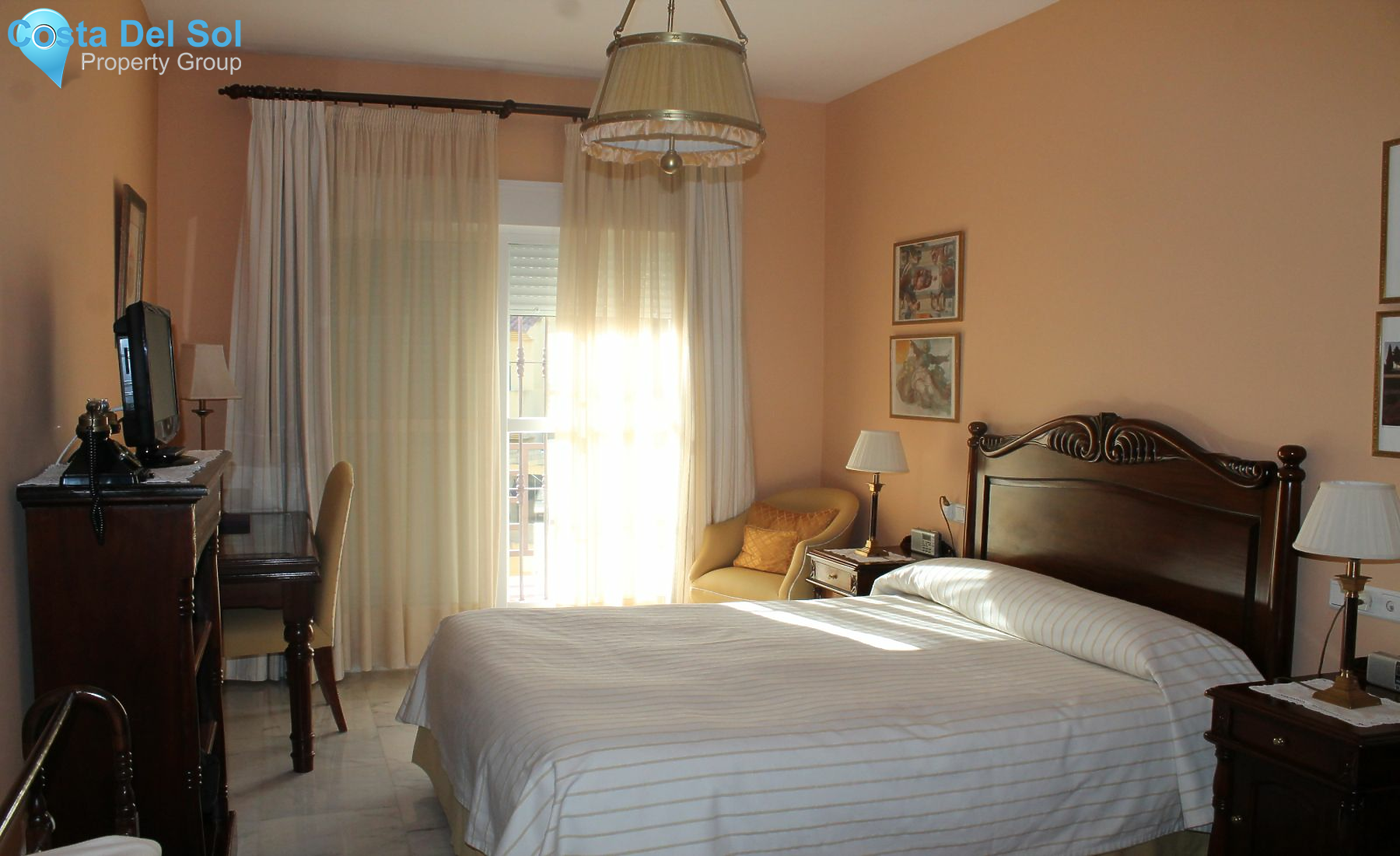 Semi-Detached House in Estepona-1127379