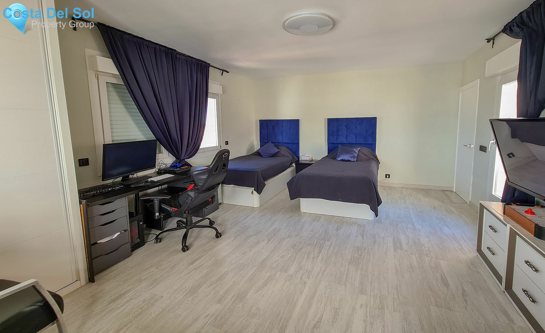 Semi-Detached House in Estepona-1146142