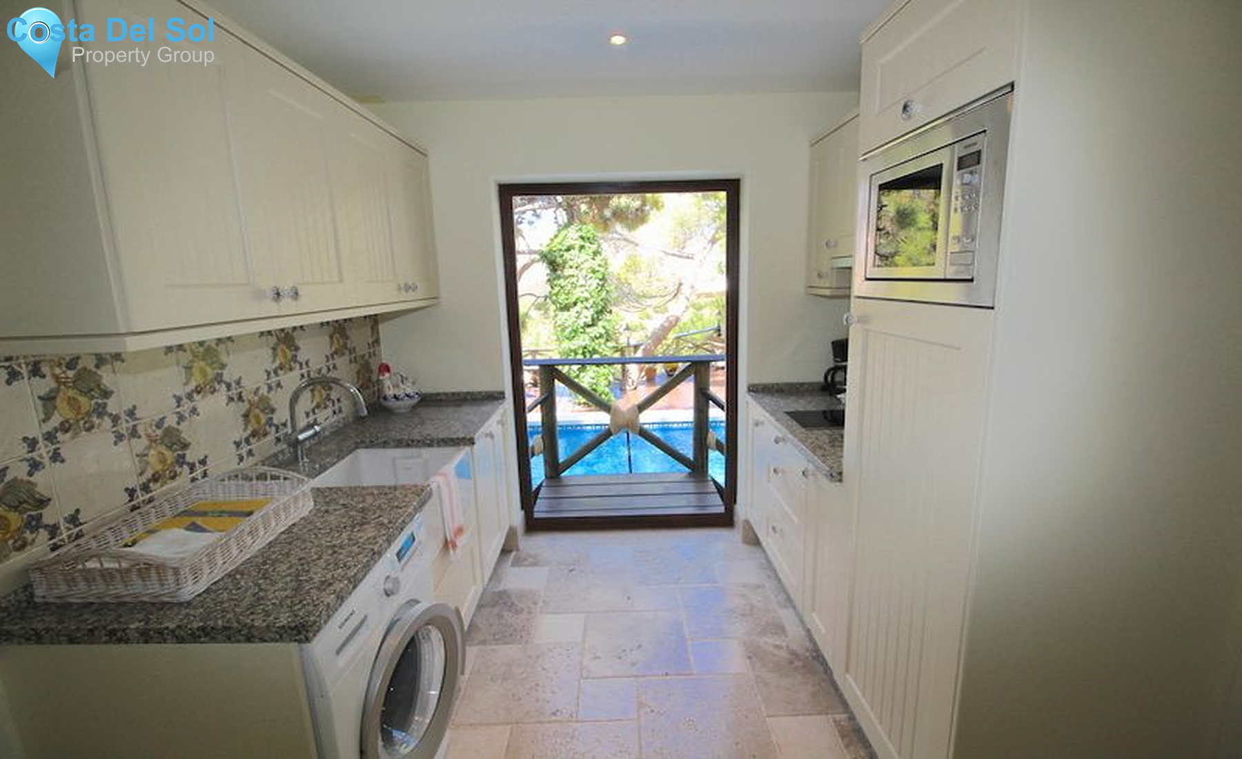 Semi-Detached House in Istán-1207858