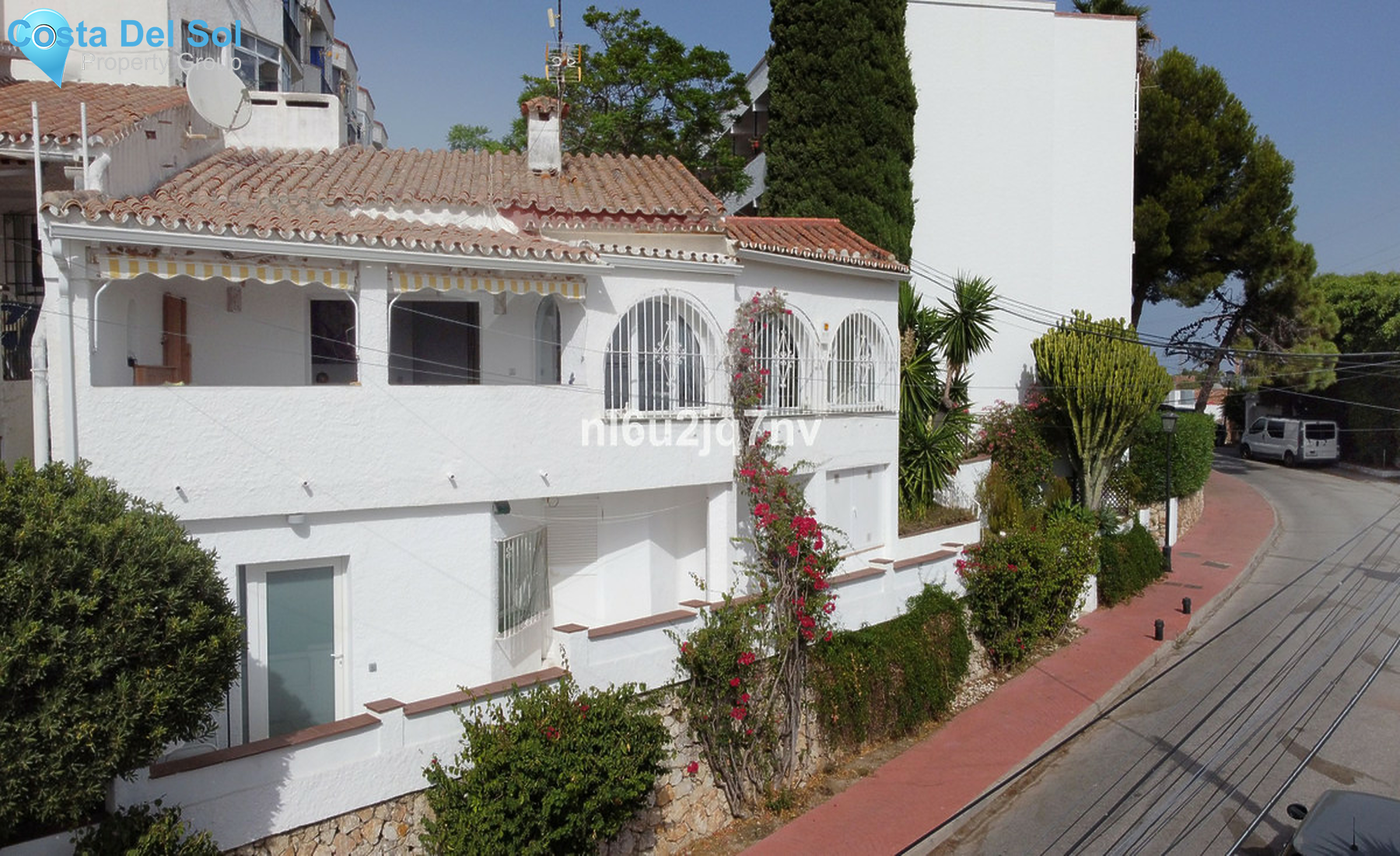 Semi-Detached House in La Campana-1344693