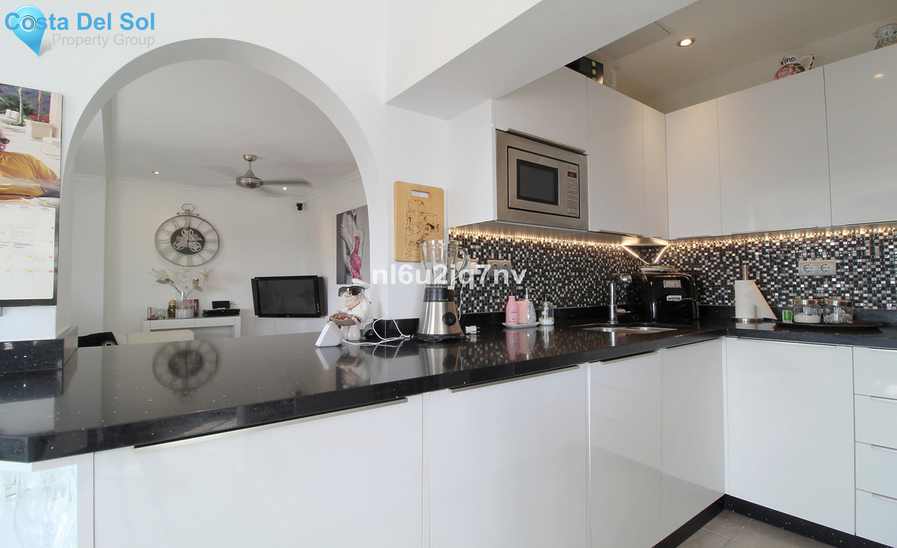 Semi-Detached House in La Campana-1344697