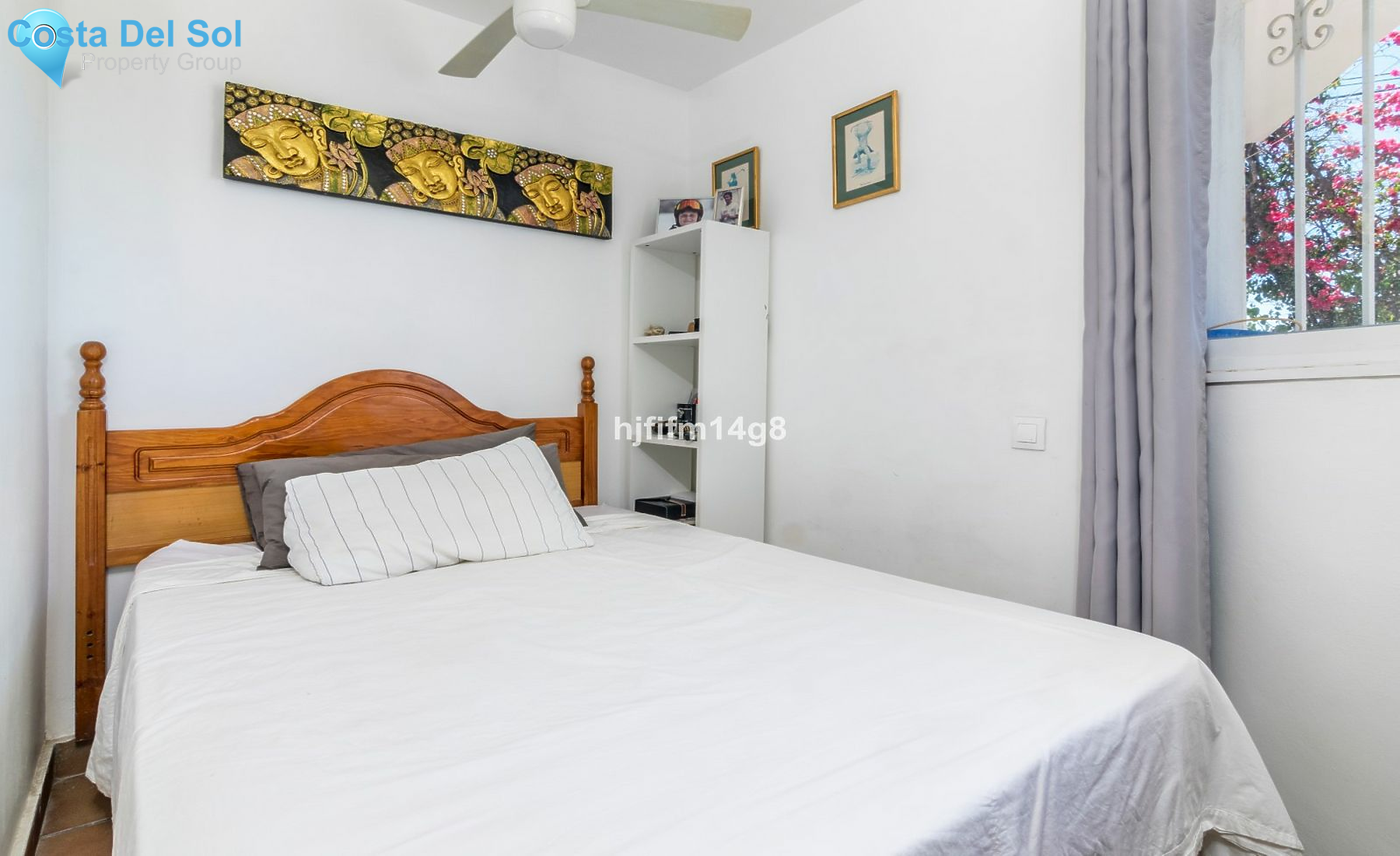 Semi-Detached House in La Campana-1450374