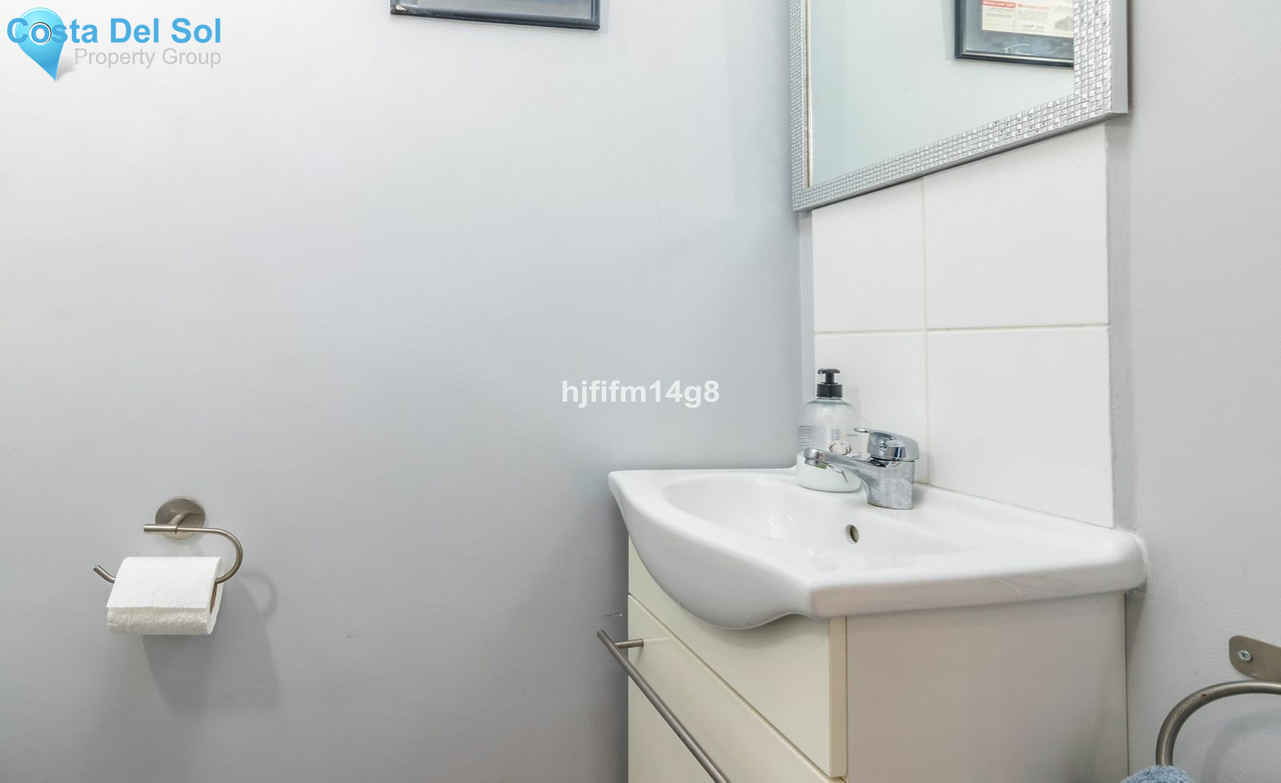 Semi-Detached House in La Campana-1450377