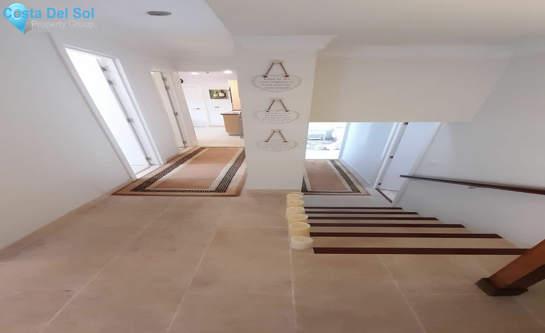 Detached Villa in La Campana-1517819