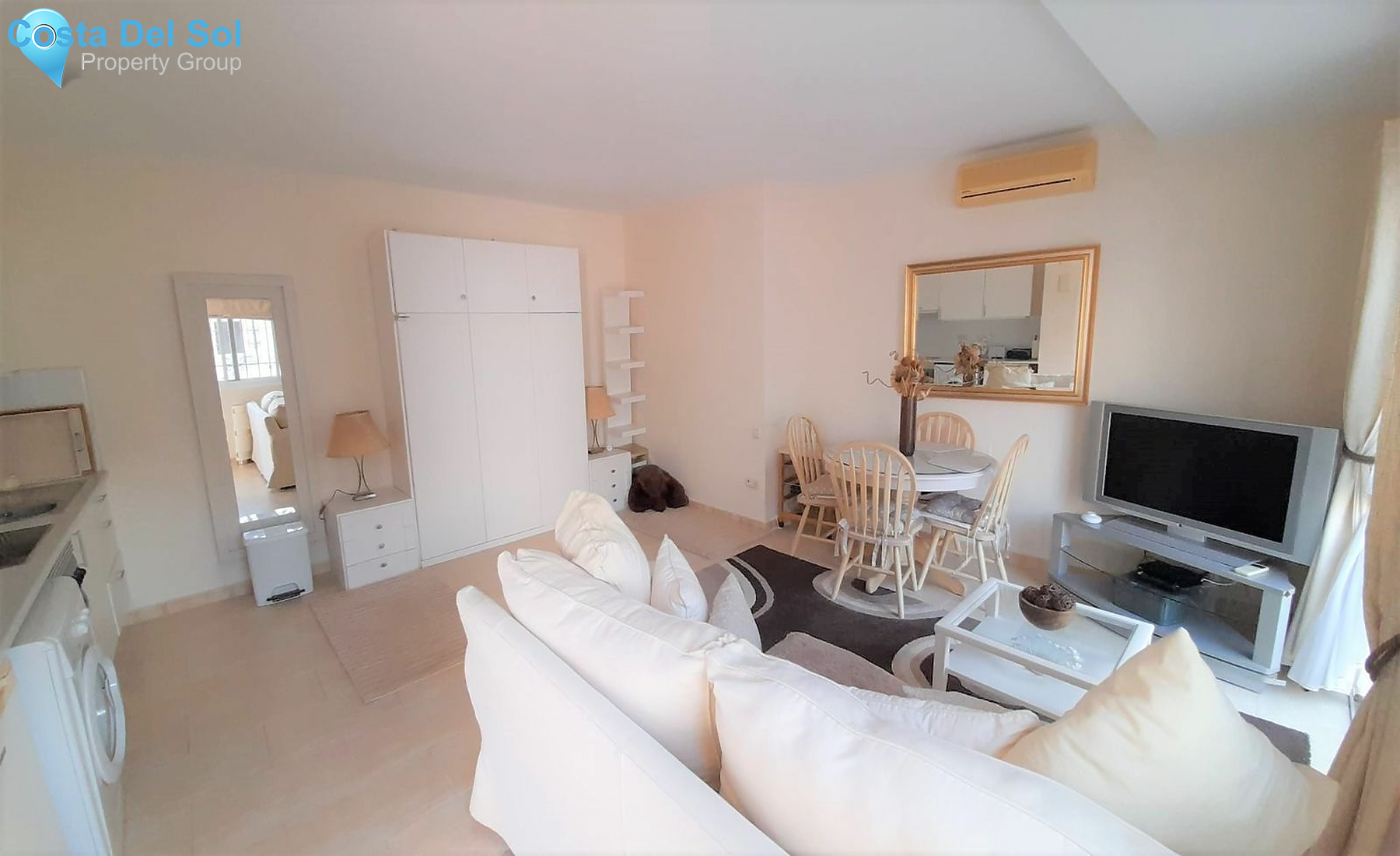 Detached Villa in La Campana-1517827