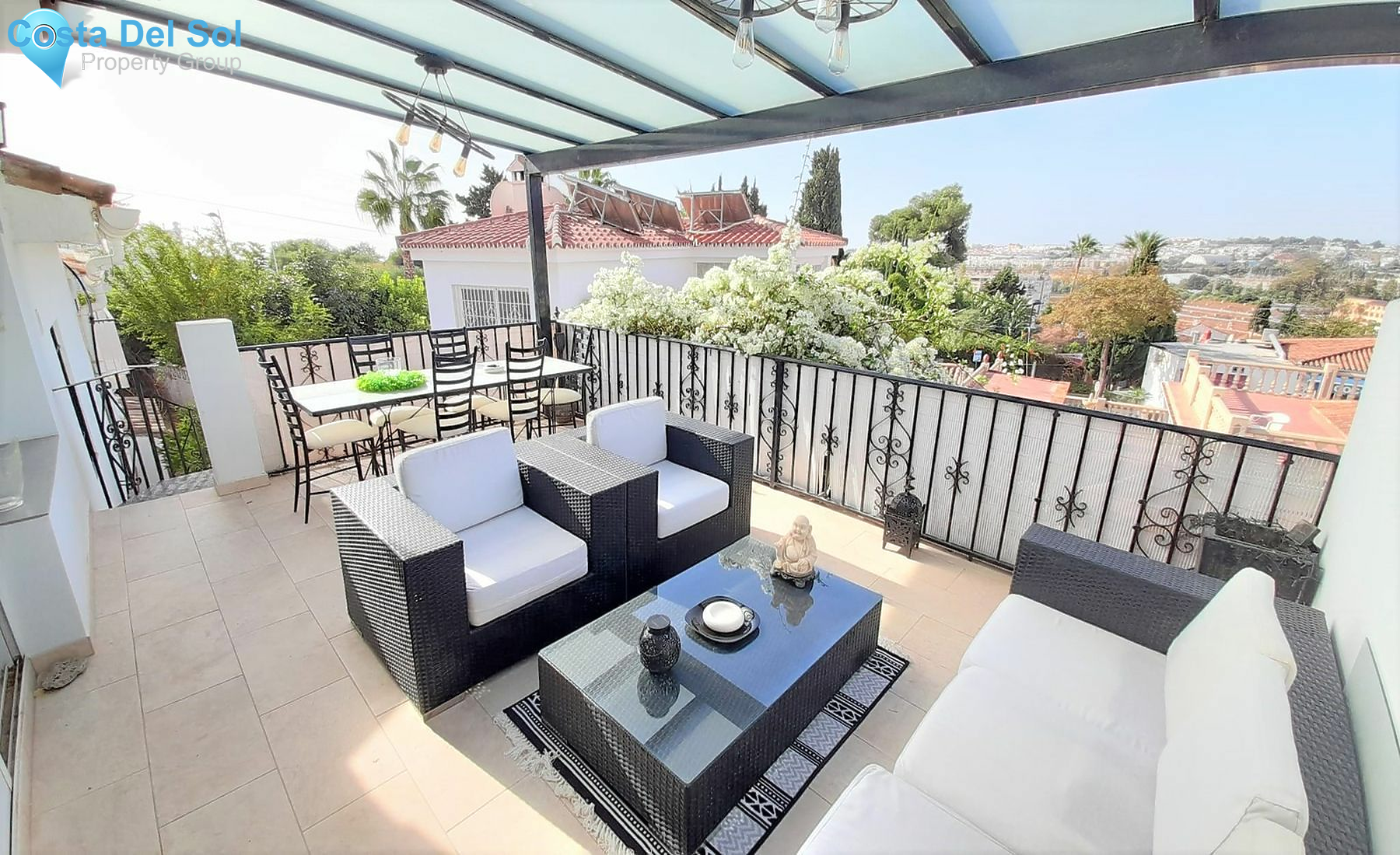 Detached Villa in La Campana-1517814