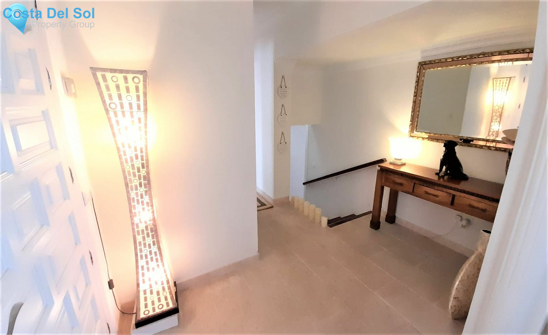 Detached Villa in La Campana-1517815