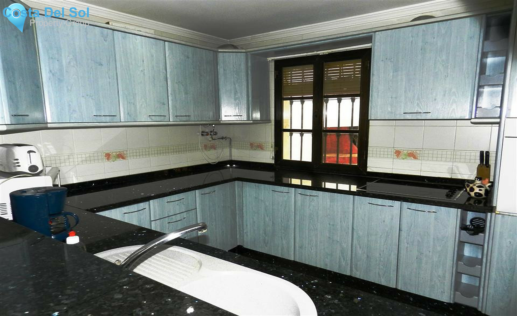 Semi-Detached House in La Duquesa-1331374