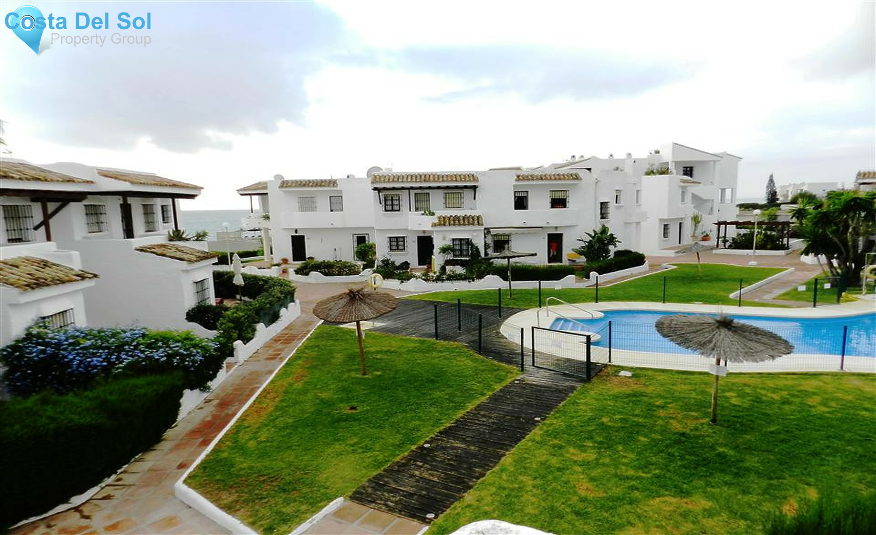 Semi-Detached House in La Duquesa-1331378