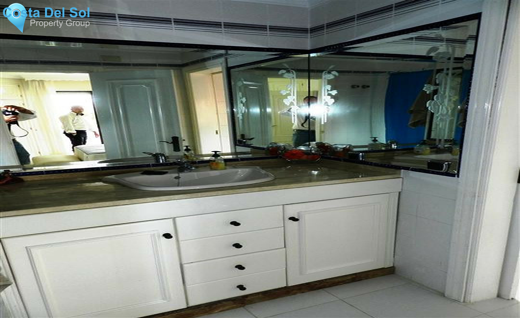 Semi-Detached House in La Duquesa-1331379