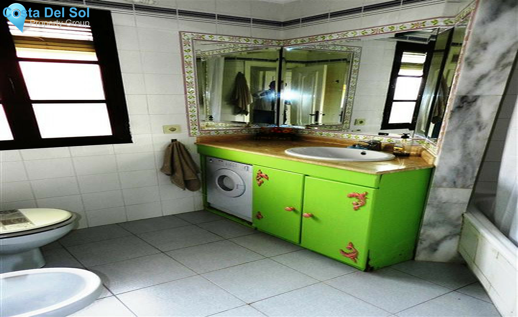 Semi-Detached House in La Duquesa-1331381