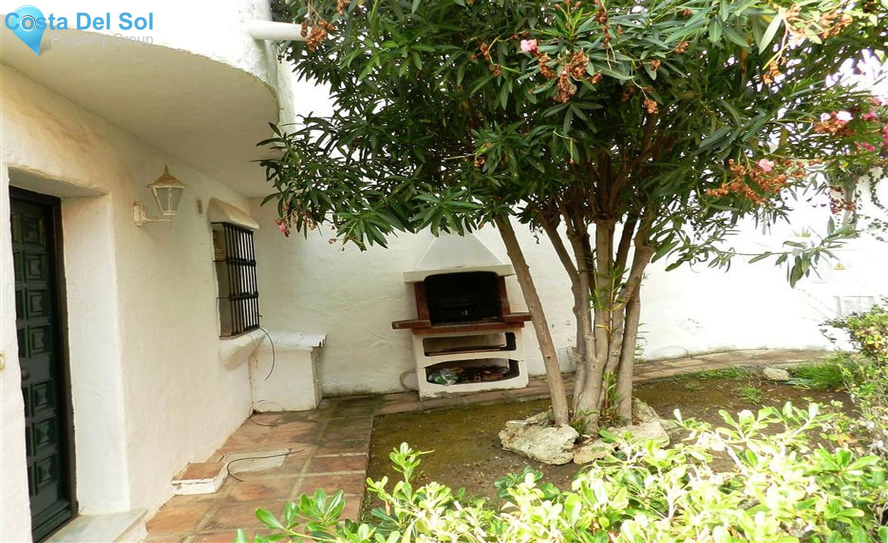 Semi-Detached House in La Duquesa-1331383
