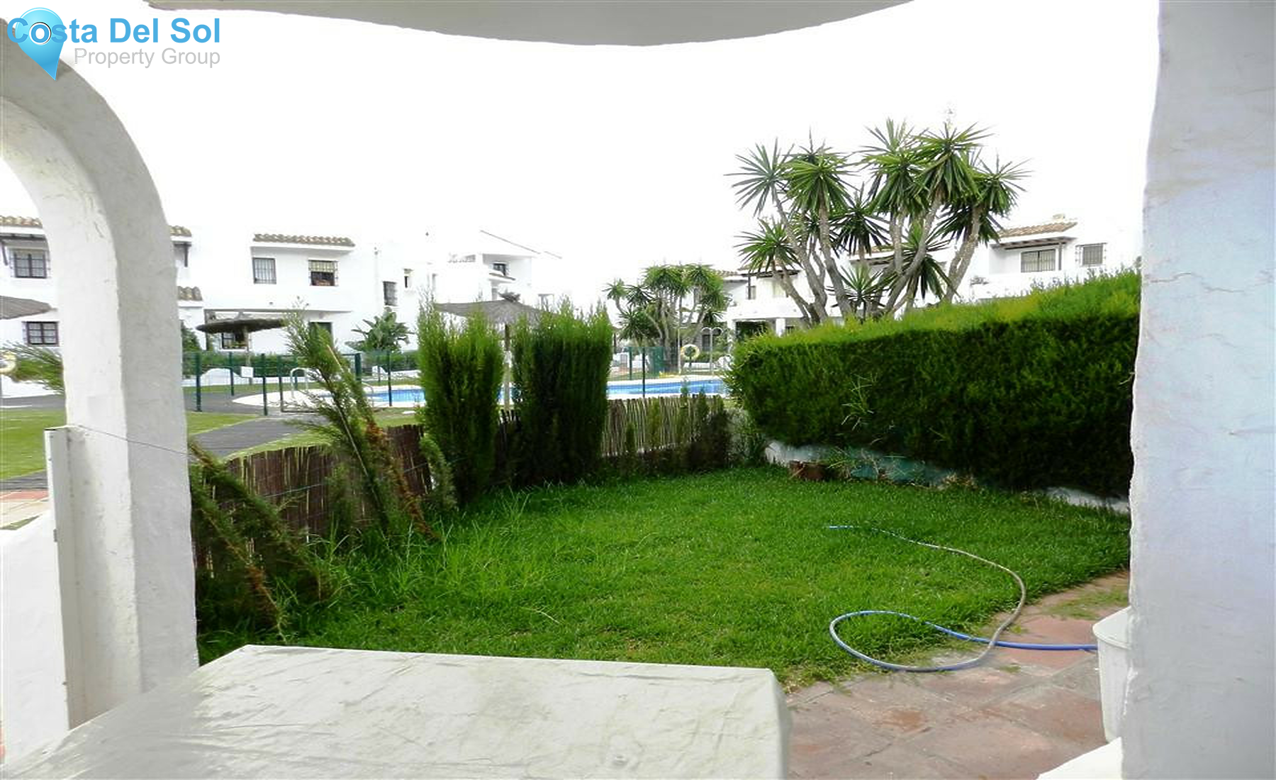 Semi-Detached House in La Duquesa-1331370