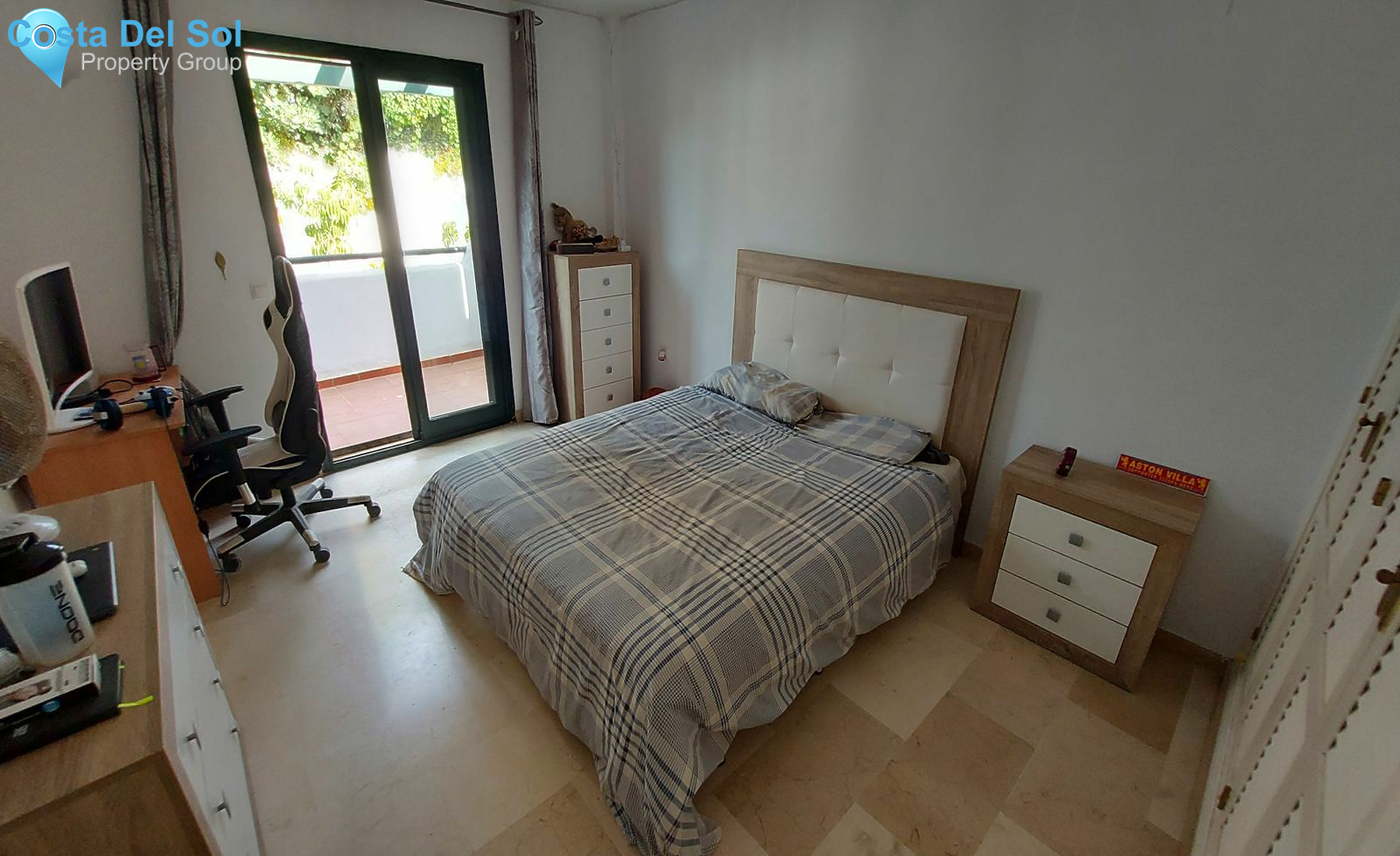 Semi-Detached House in La Duquesa-1533575