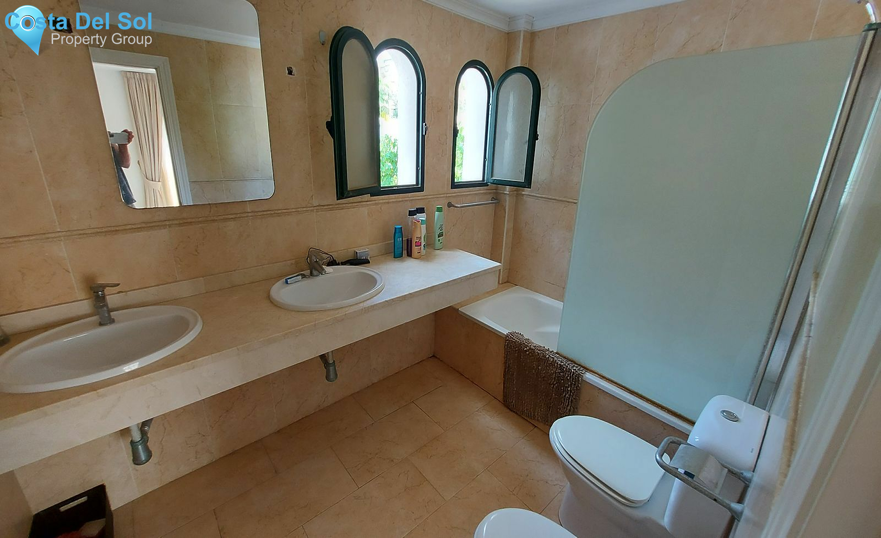 Semi-Detached House in La Duquesa-1533577