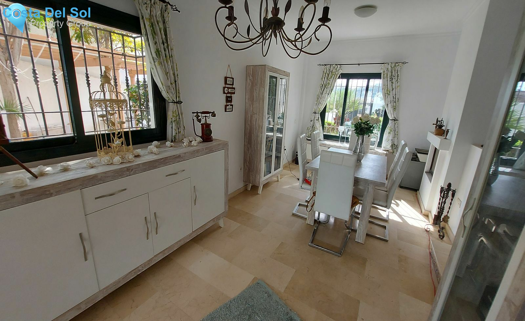 Semi-Detached House in La Duquesa-1533566