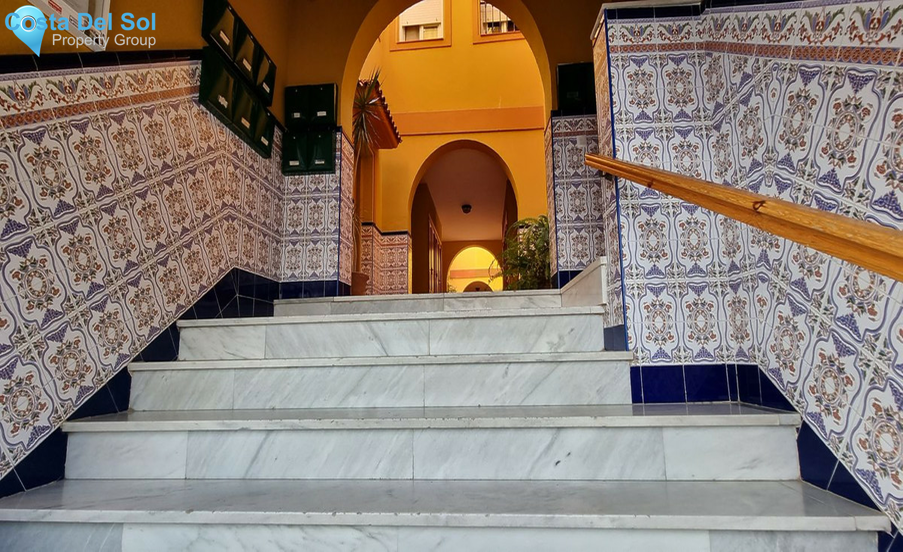 Semi-Detached House in La Línea