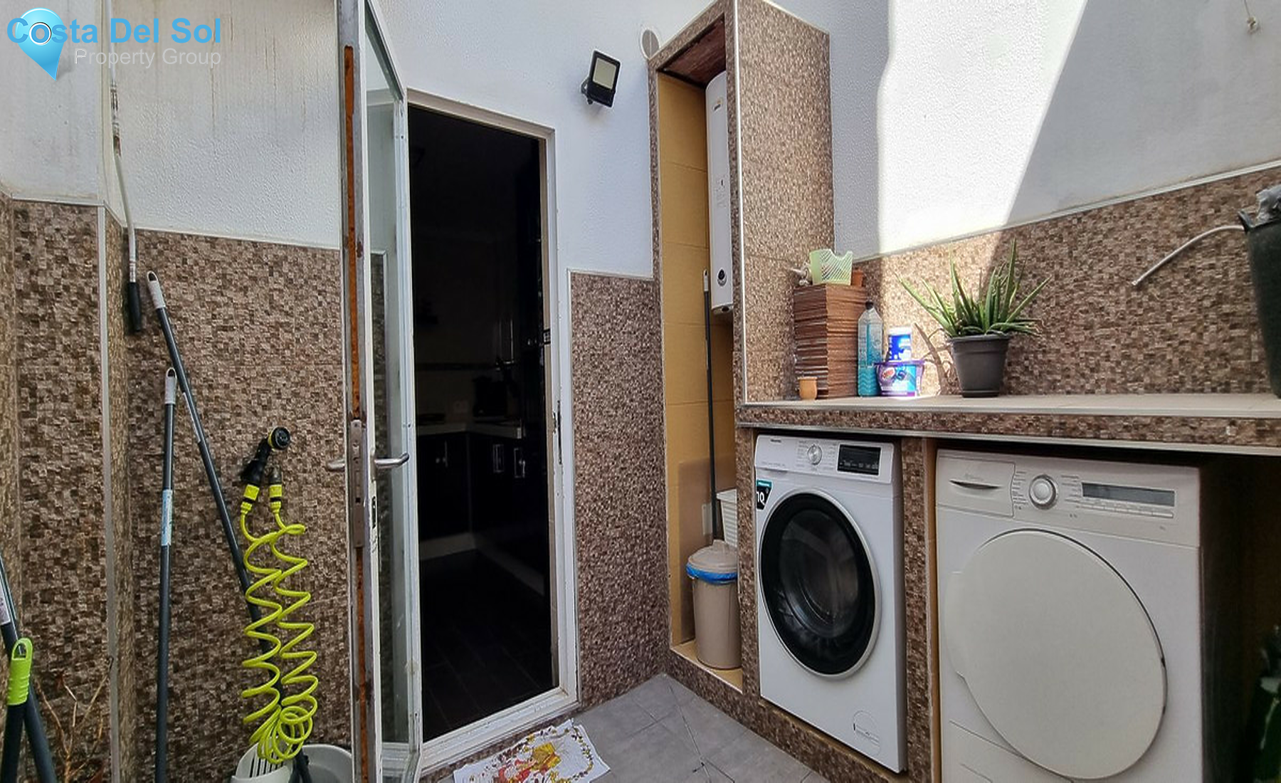 Semi-Detached House in La Línea-1439915