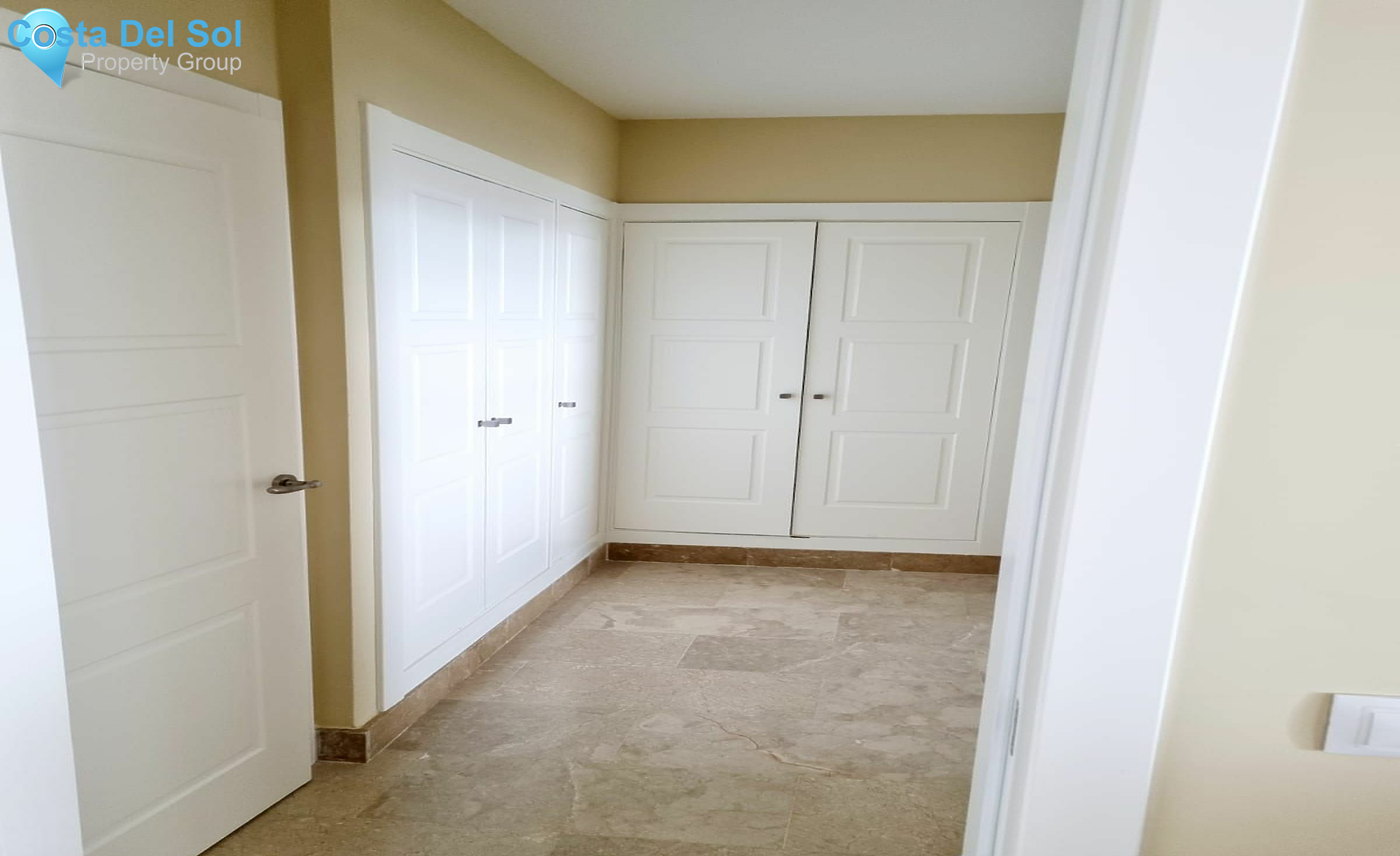 Semi-Detached House in La Mairena-1191776