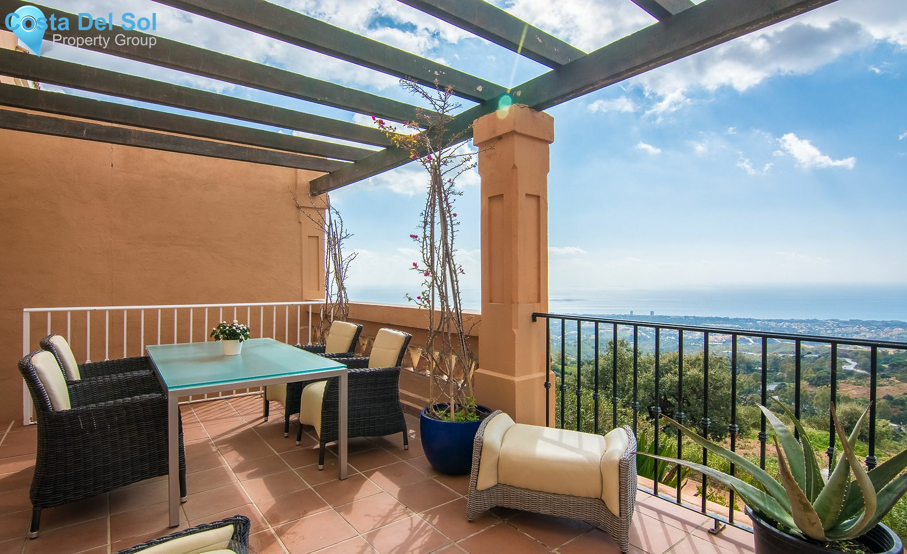 Semi-Detached House in La Mairena-1428942