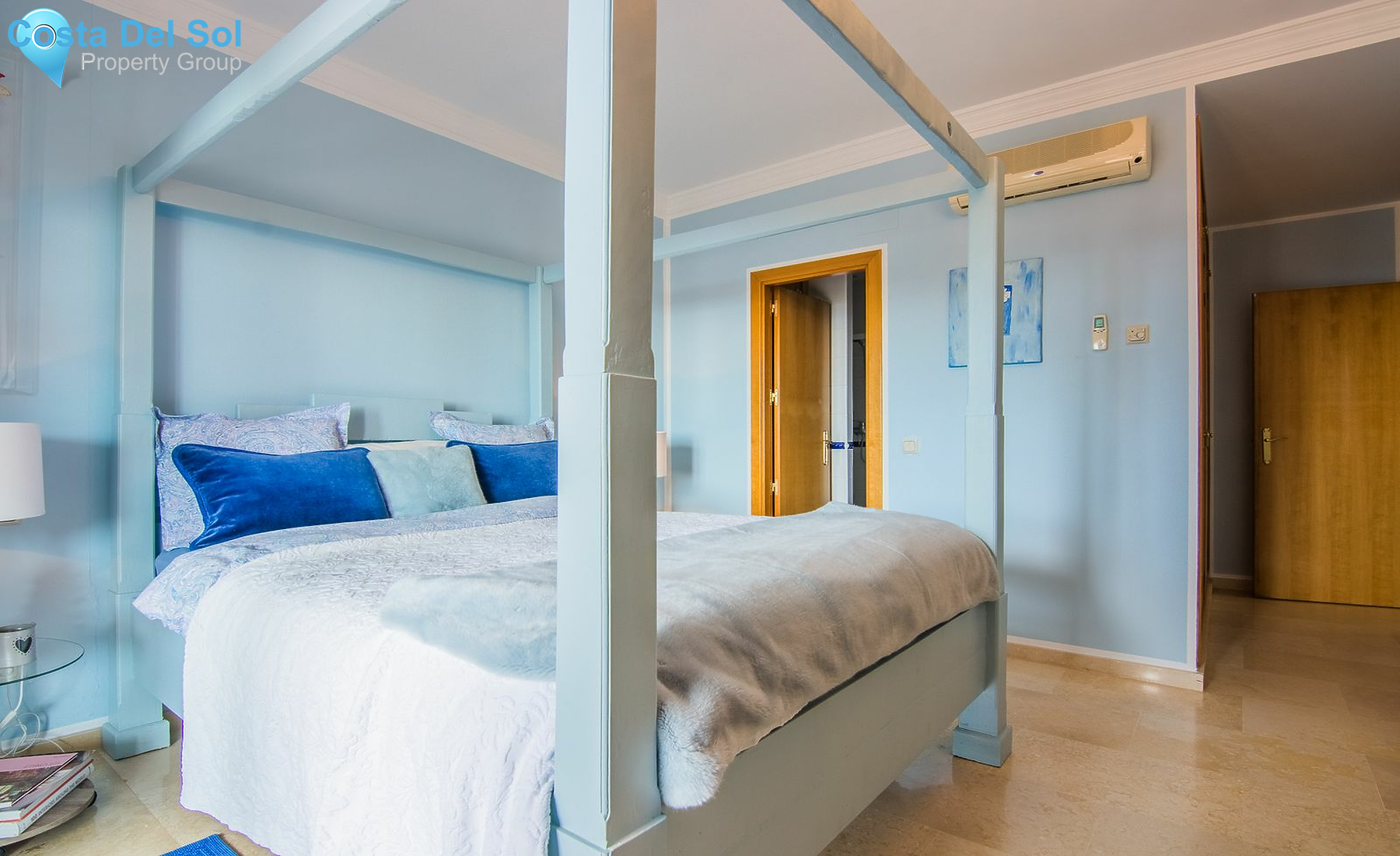 Semi-Detached House in La Mairena-1428948