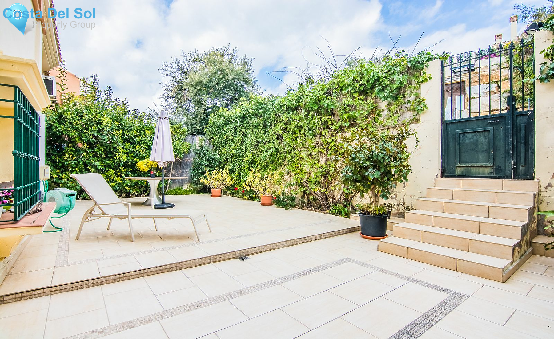 Semi-Detached House in La Mairena-1428952