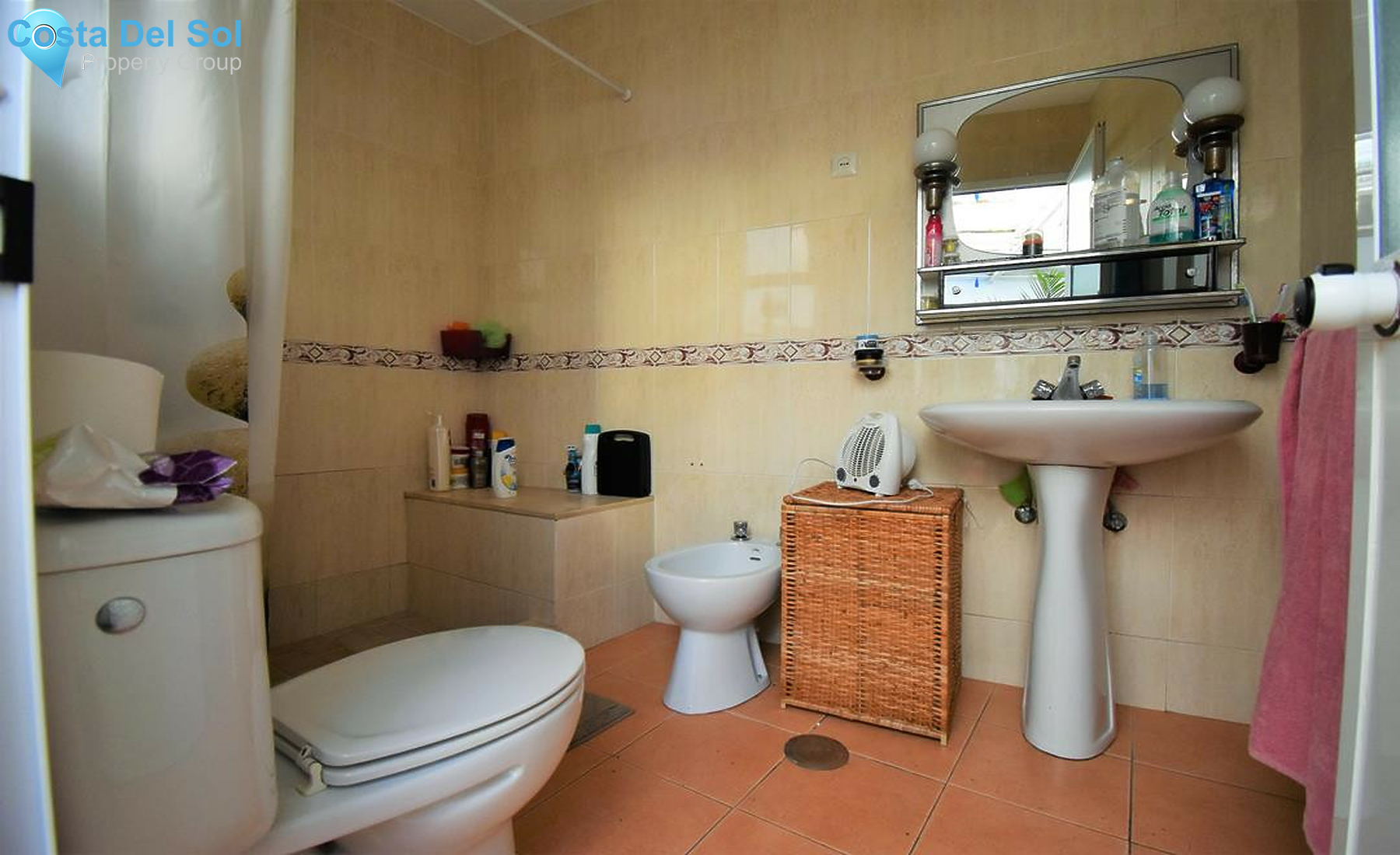 Semi-Detached House in Las Lagunas-1553061