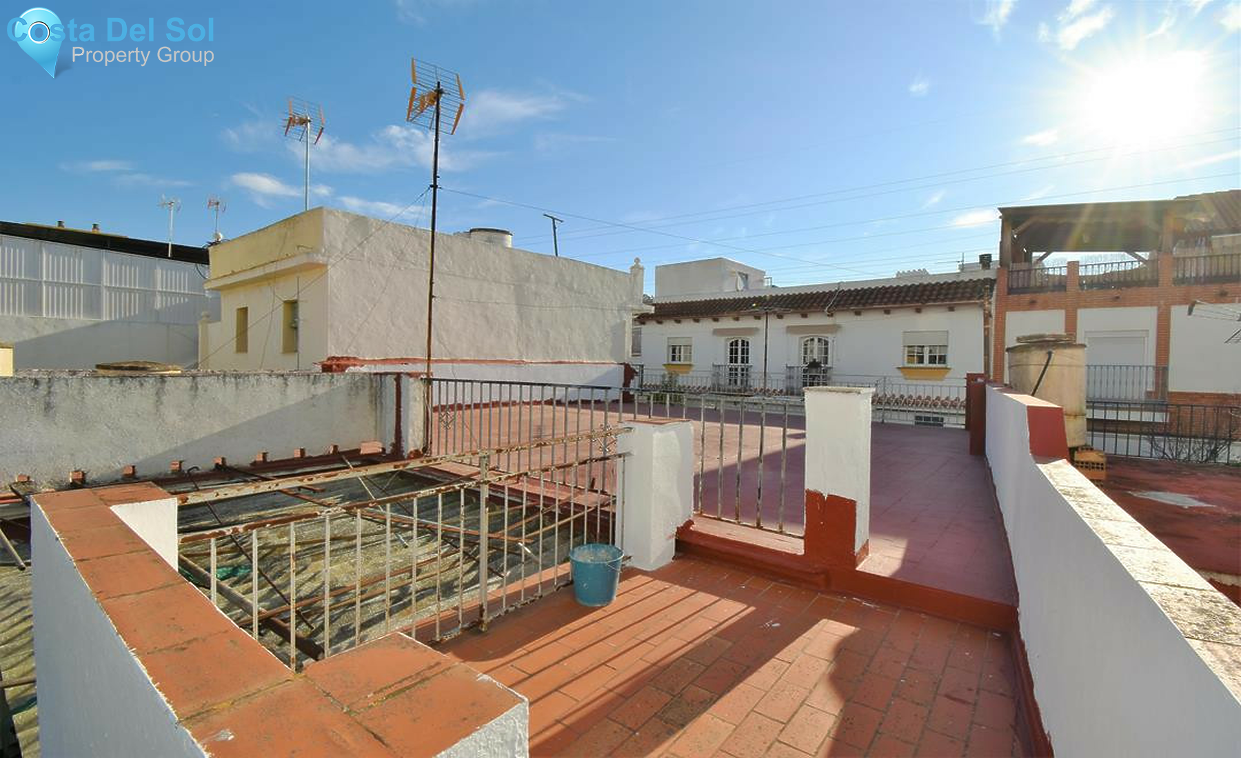 Semi-Detached House in Las Lagunas-1553067