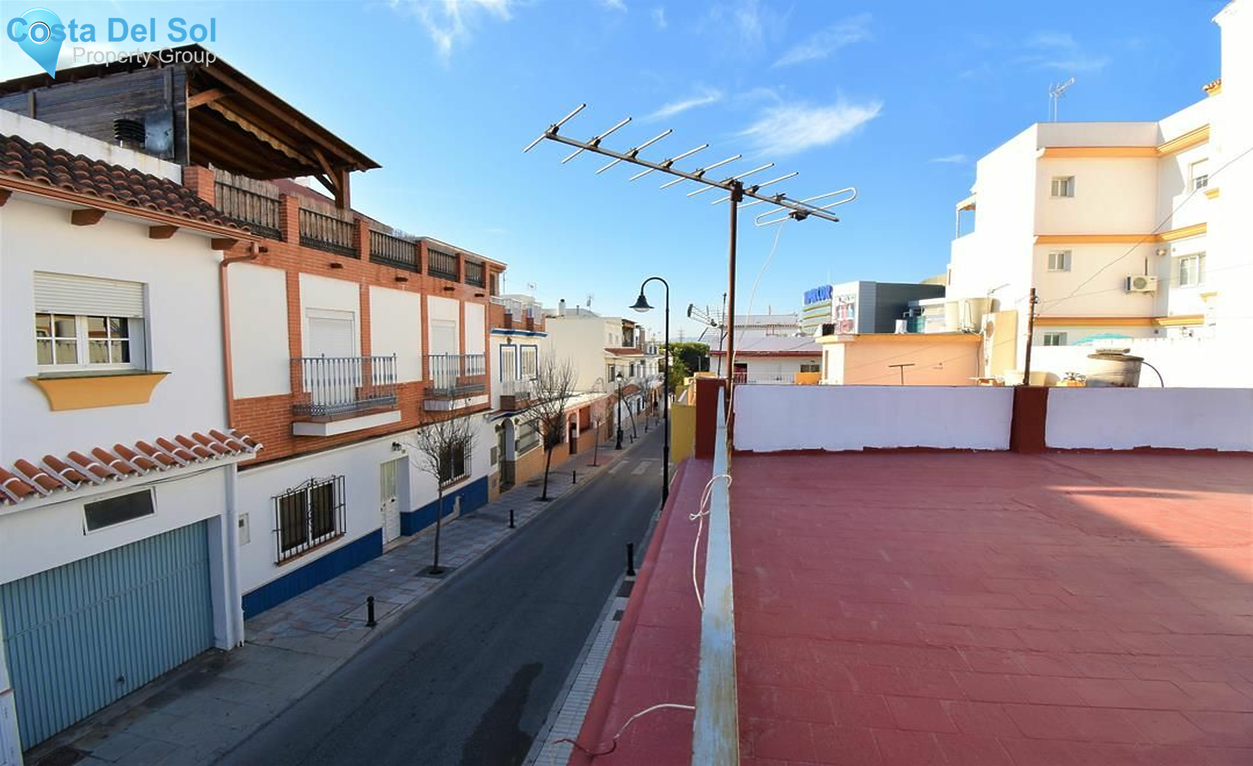 Semi-Detached House in Las Lagunas-1231833
