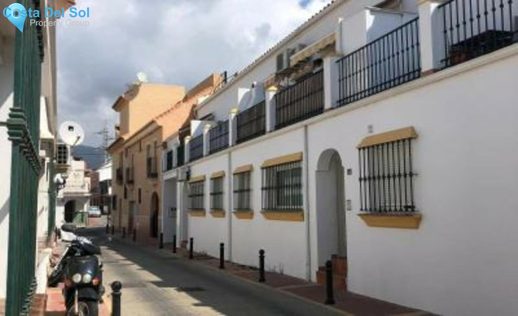 Semi-Detached House in Los Pacos-1294669