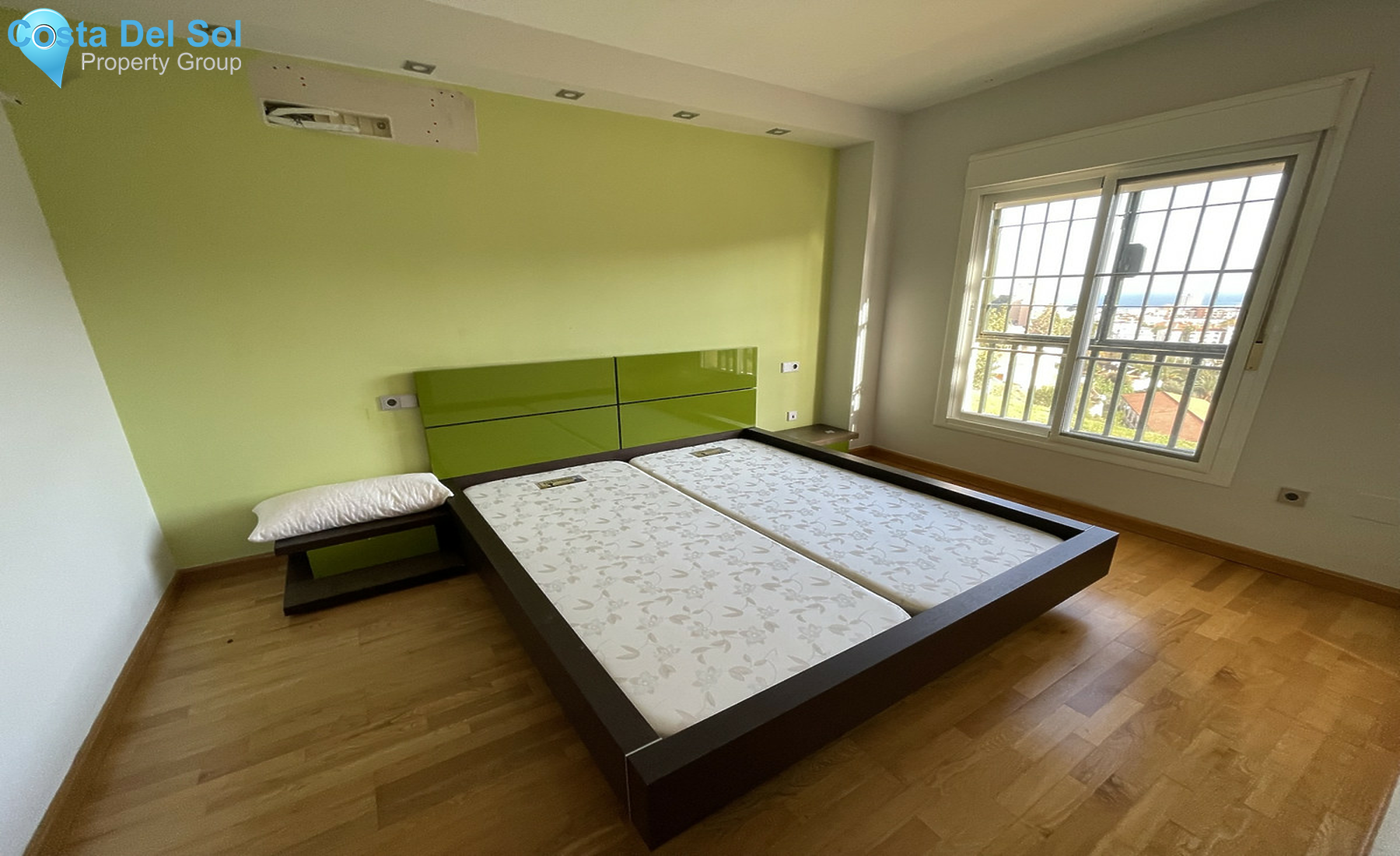 Semi-Detached House in Los Pacos-1313062