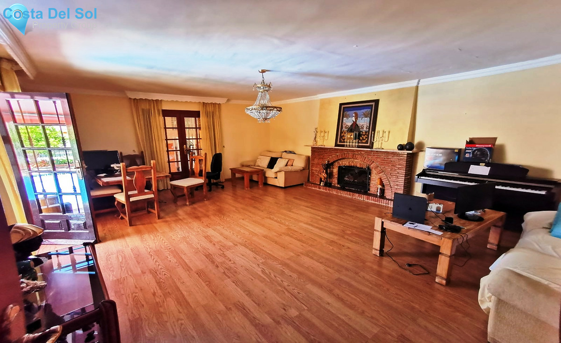 Semi-Detached House in Los Pacos-1333979