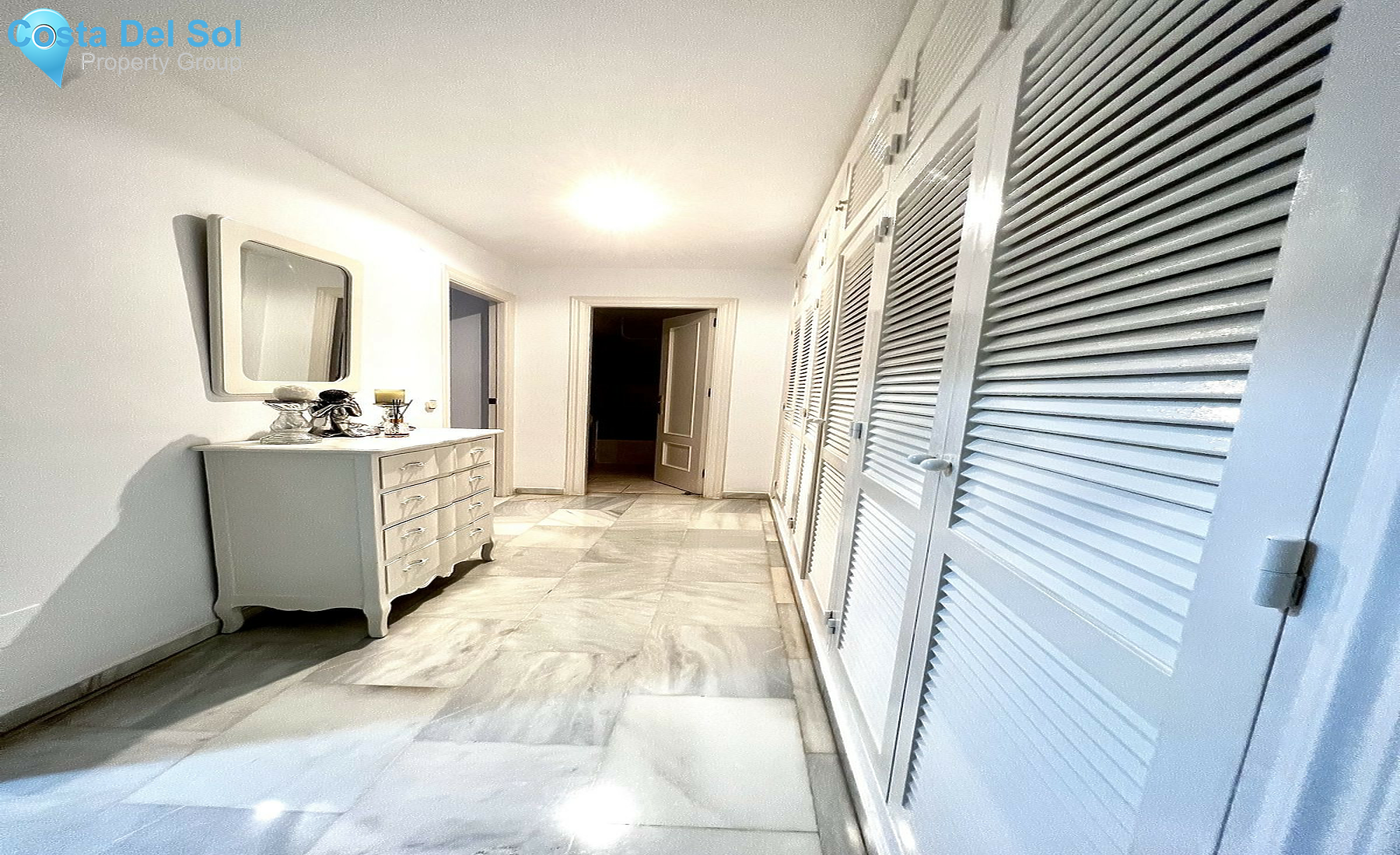 Semi-Detached House in Marbella-1460145