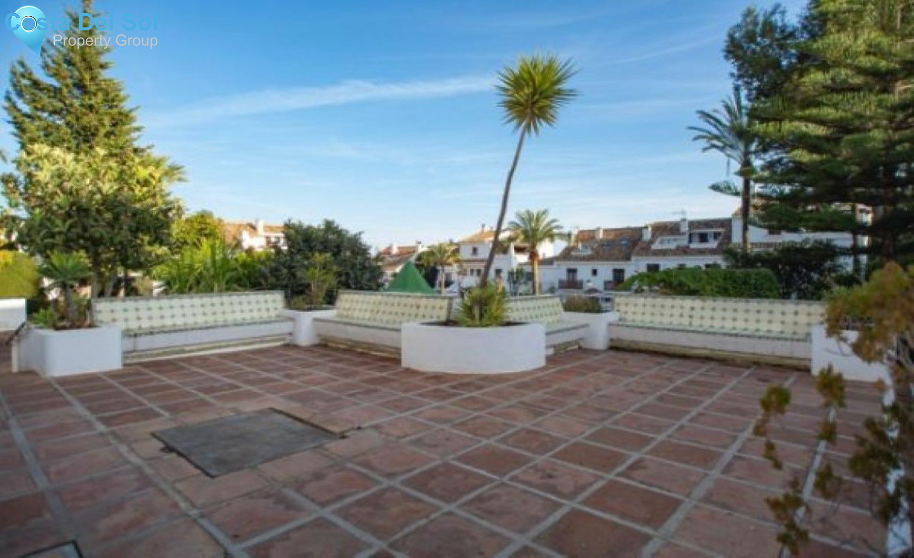 Semi-Detached House in Marbella-1185972
