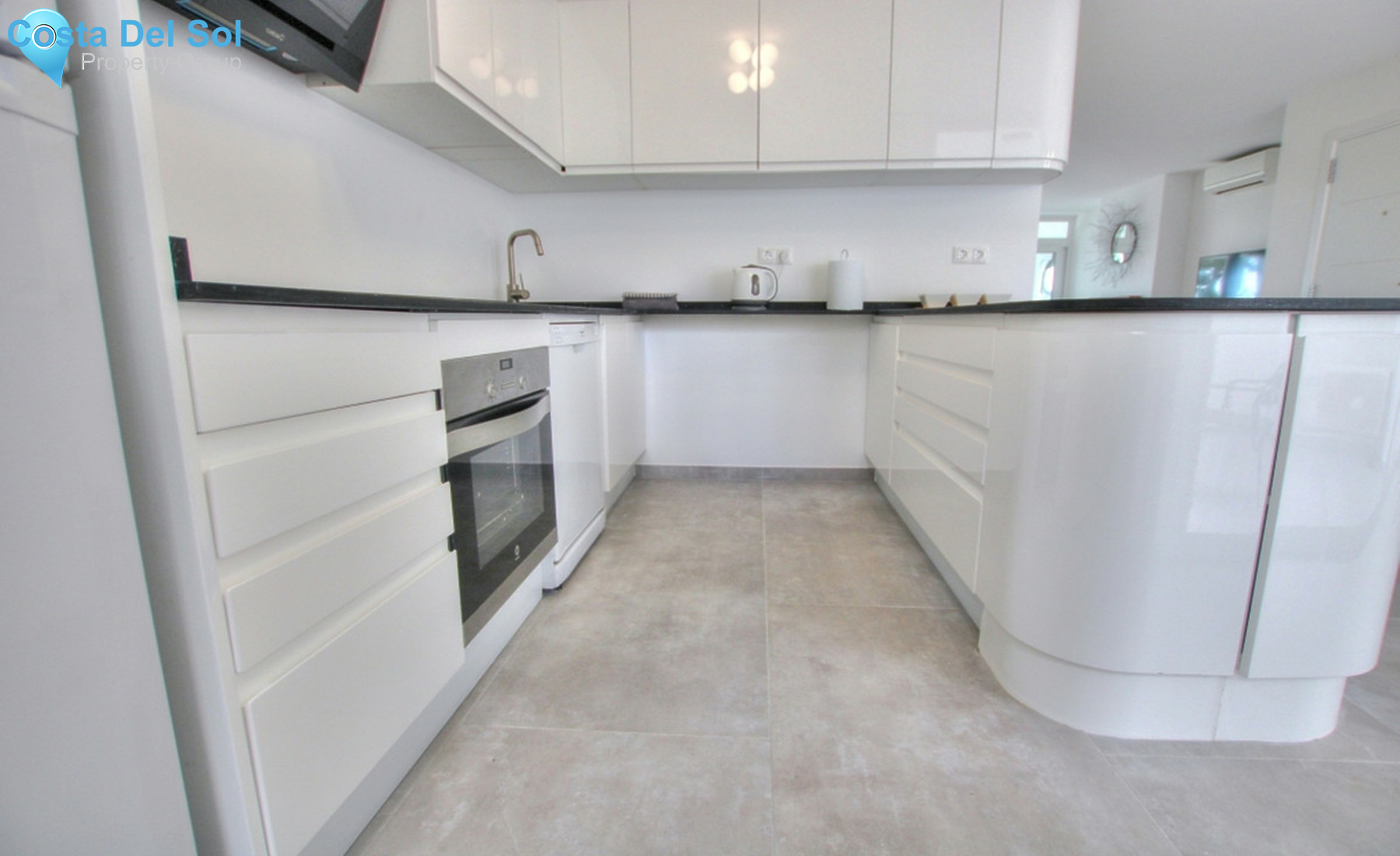 Semi-Detached House in Miraflores-1296816