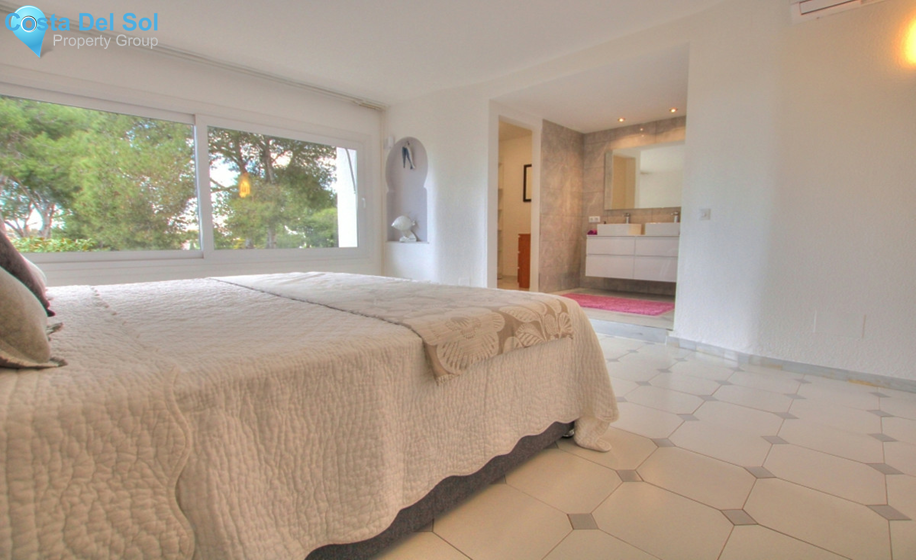 Semi-Detached House in Miraflores-1296820