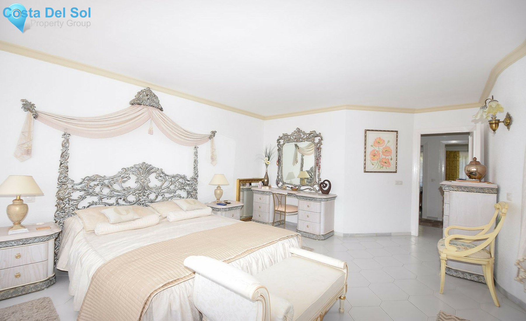 Semi-Detached House in Miraflores-1438942