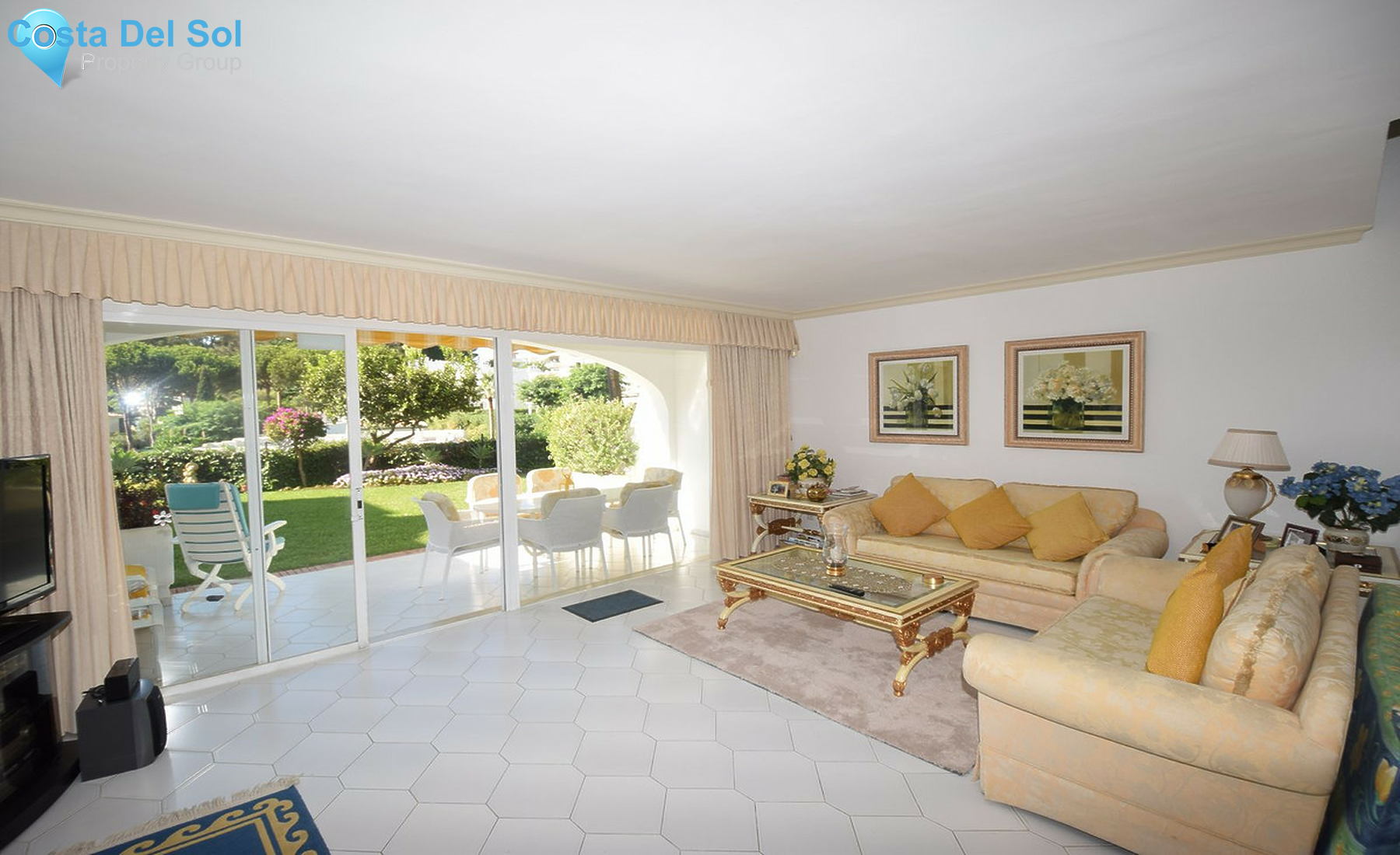 Semi-Detached House in Miraflores-1438936