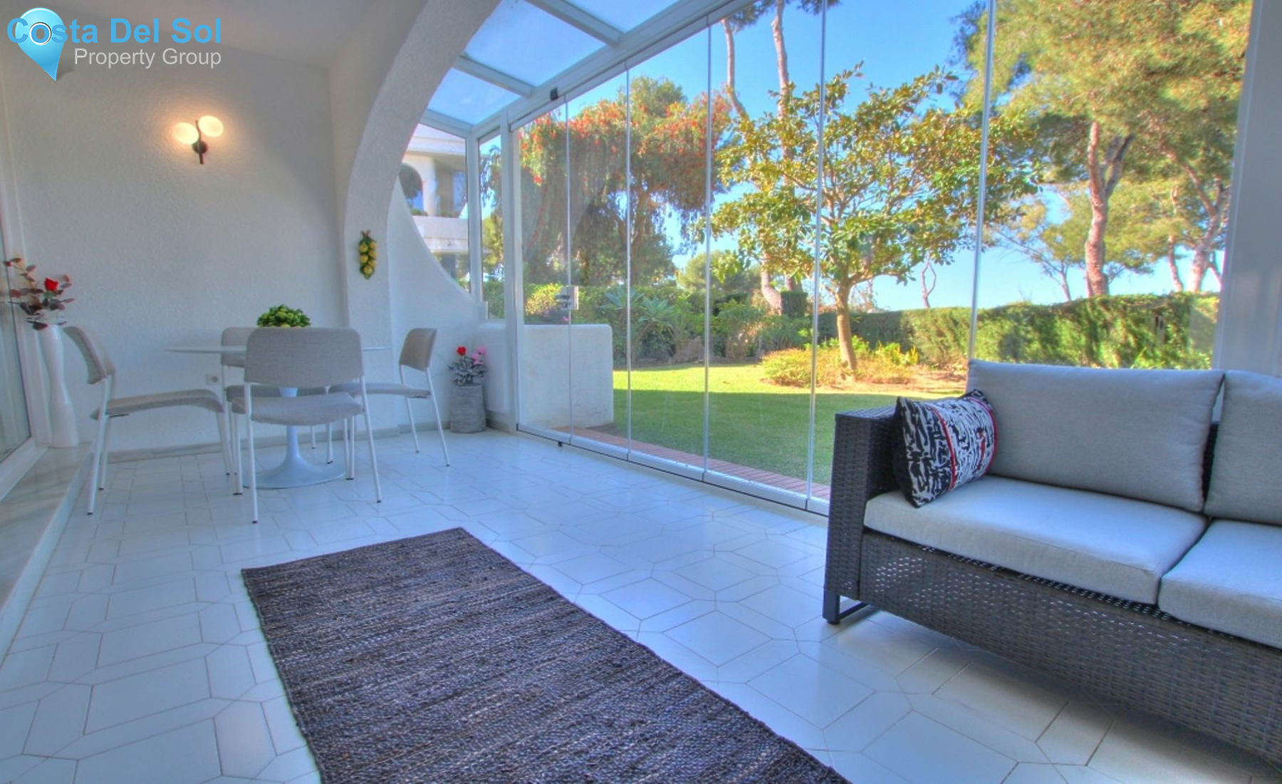 Semi-Detached House in Miraflores-1425815