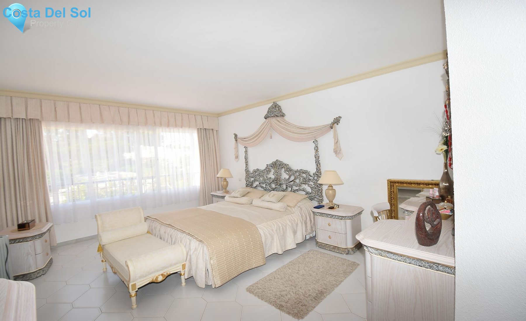 Semi-Detached House in Miraflores-1497399