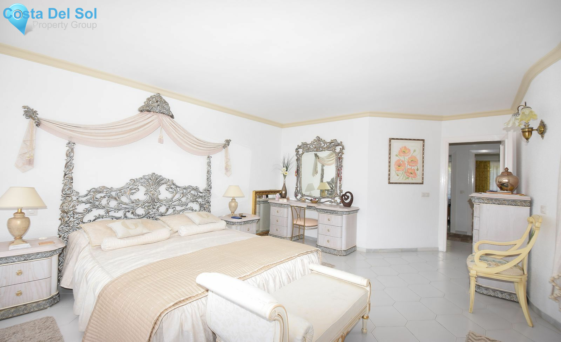 Semi-Detached House in Miraflores-1497400