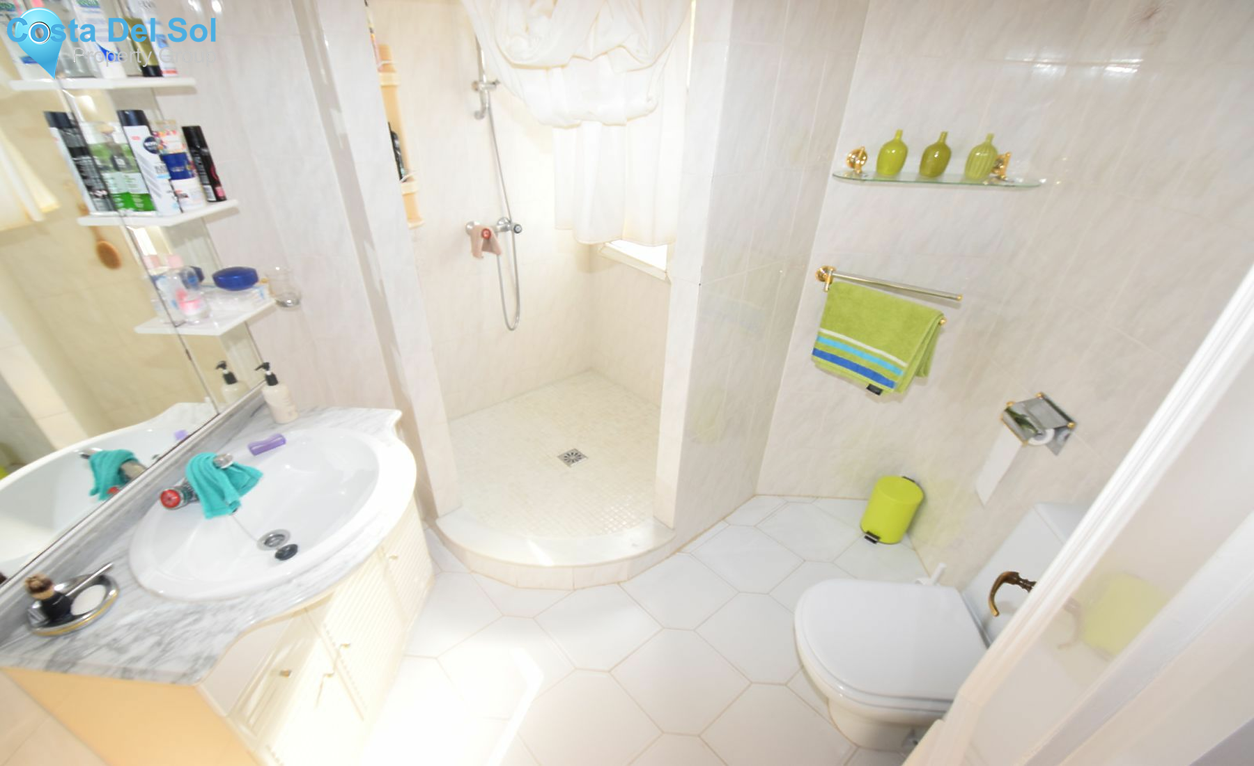 Semi-Detached House in Miraflores-1497405