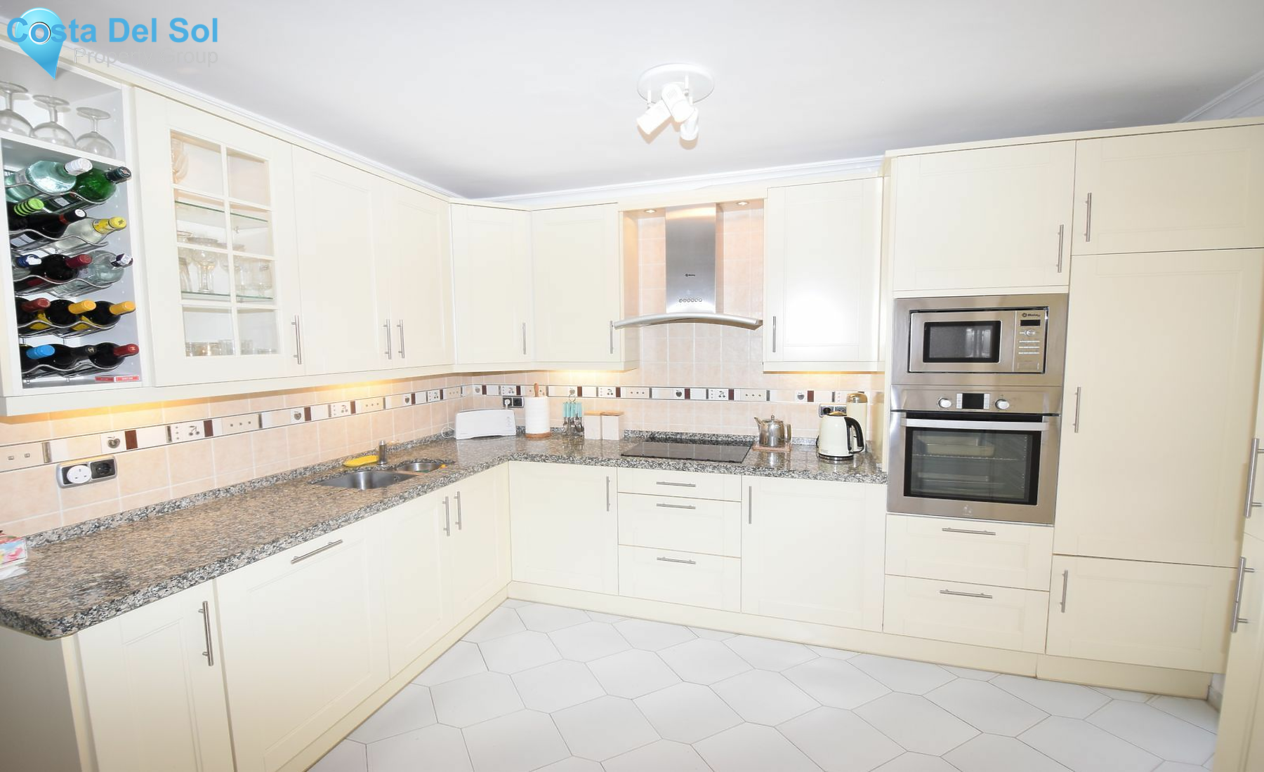 Semi-Detached House in Miraflores-1497397