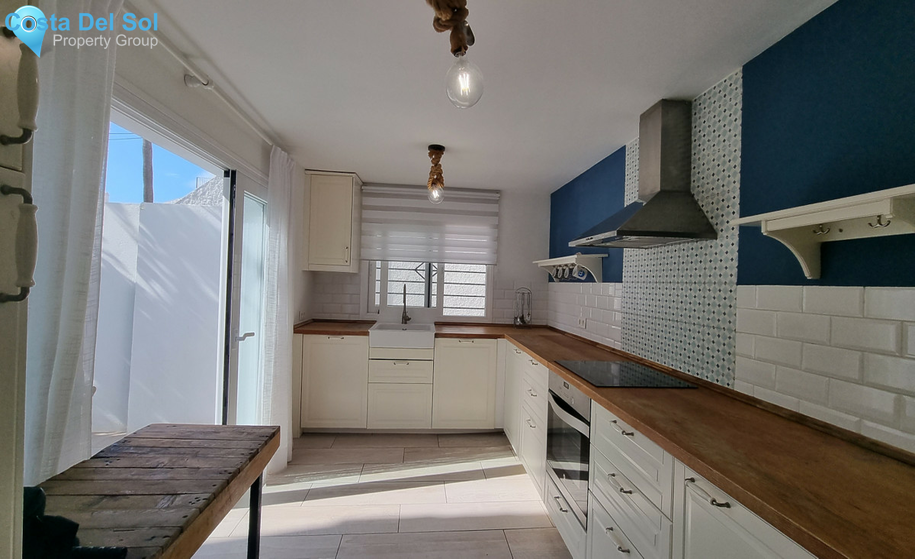 Semi-Detached House in New Golden Mile-720848