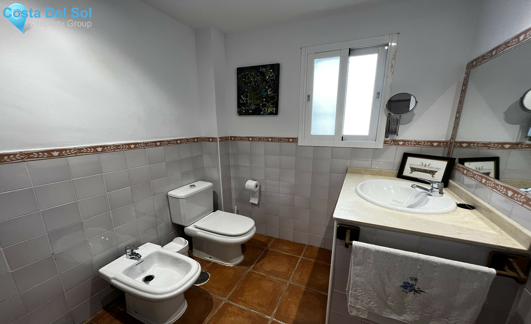 Semi-Detached House in New Golden Mile-1293815