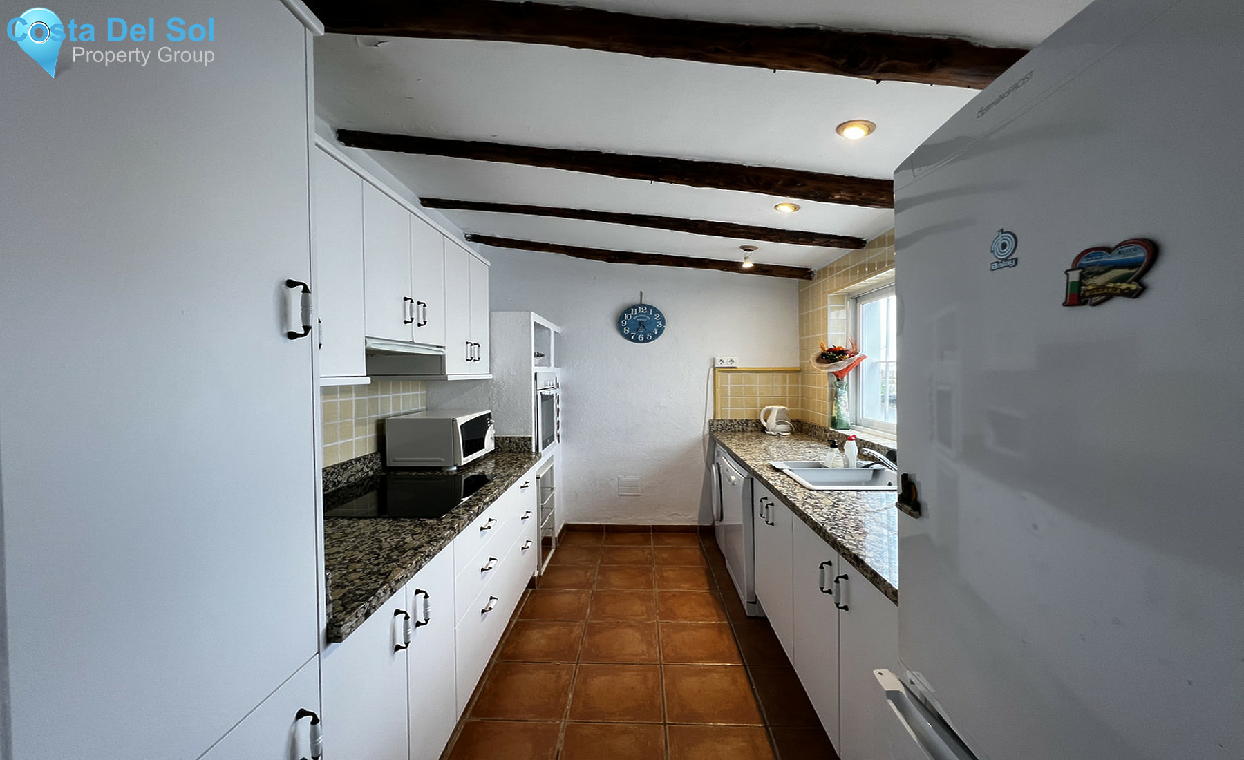 Semi-Detached House in New Golden Mile-1293812