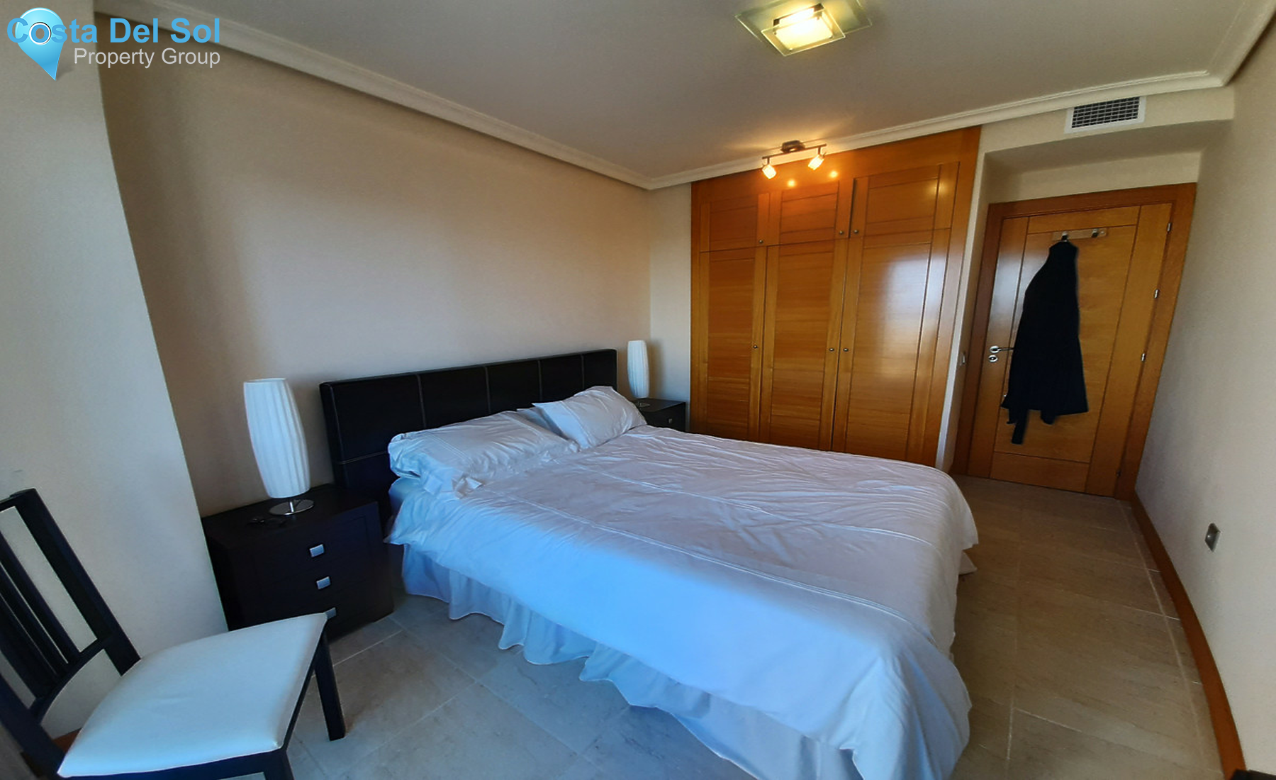 Semi-Detached House in New Golden Mile-1305409