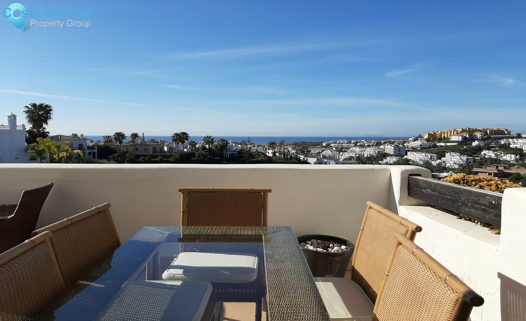 Semi-Detached House in New Golden Mile-1305400