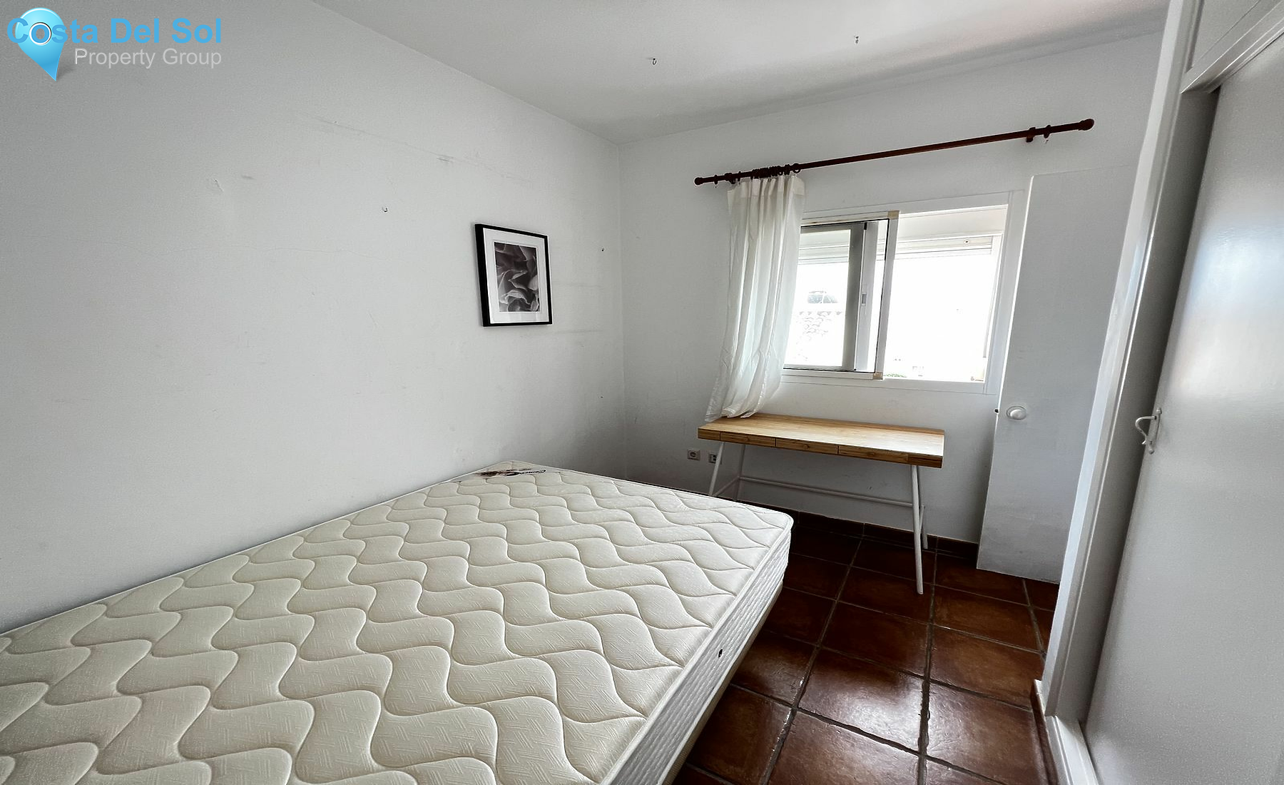 Semi-Detached House in New Golden Mile-1171827